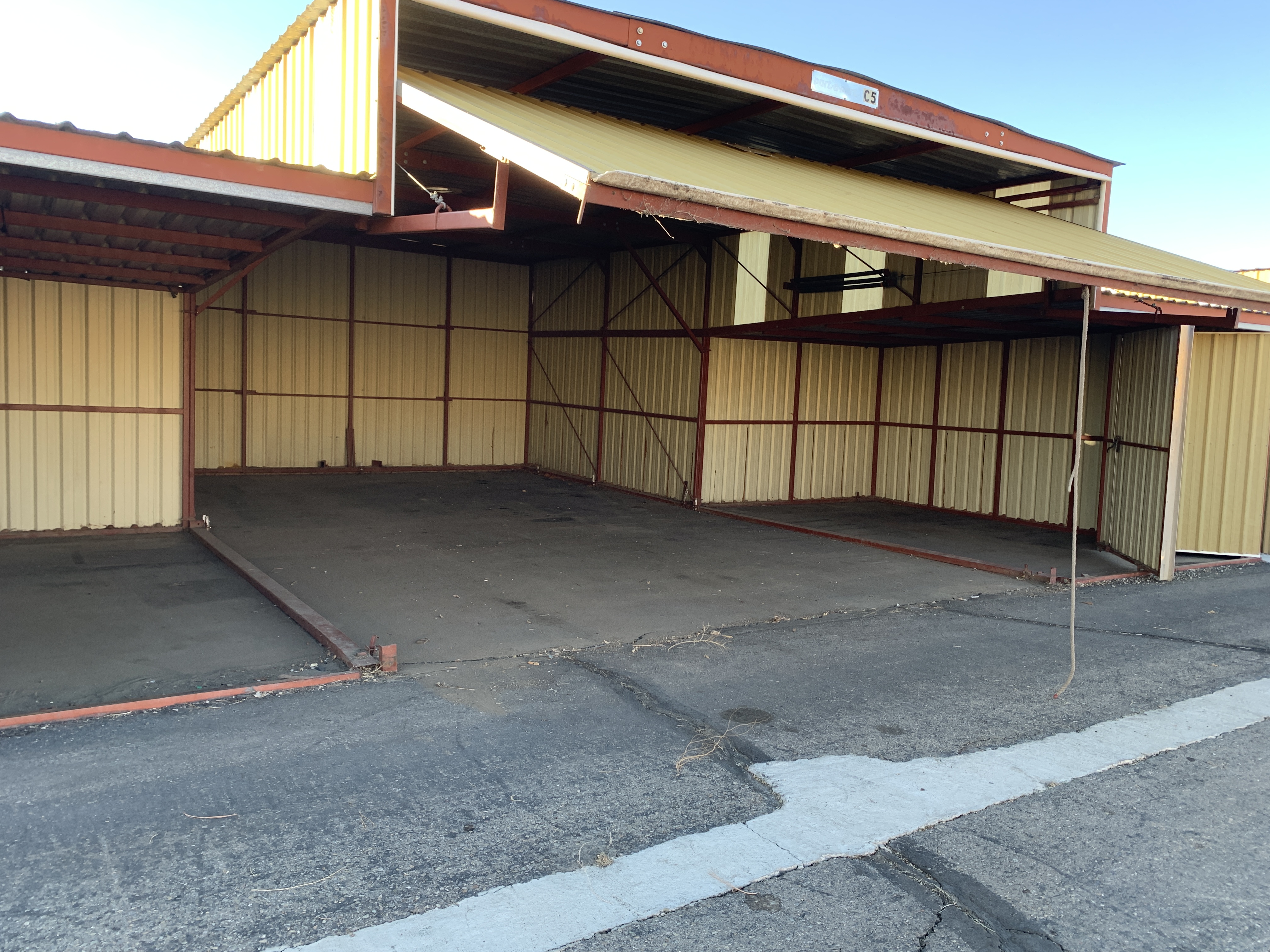 Carson City/Lake Tahoe T-hangar for sale***WILL SELL FAST***