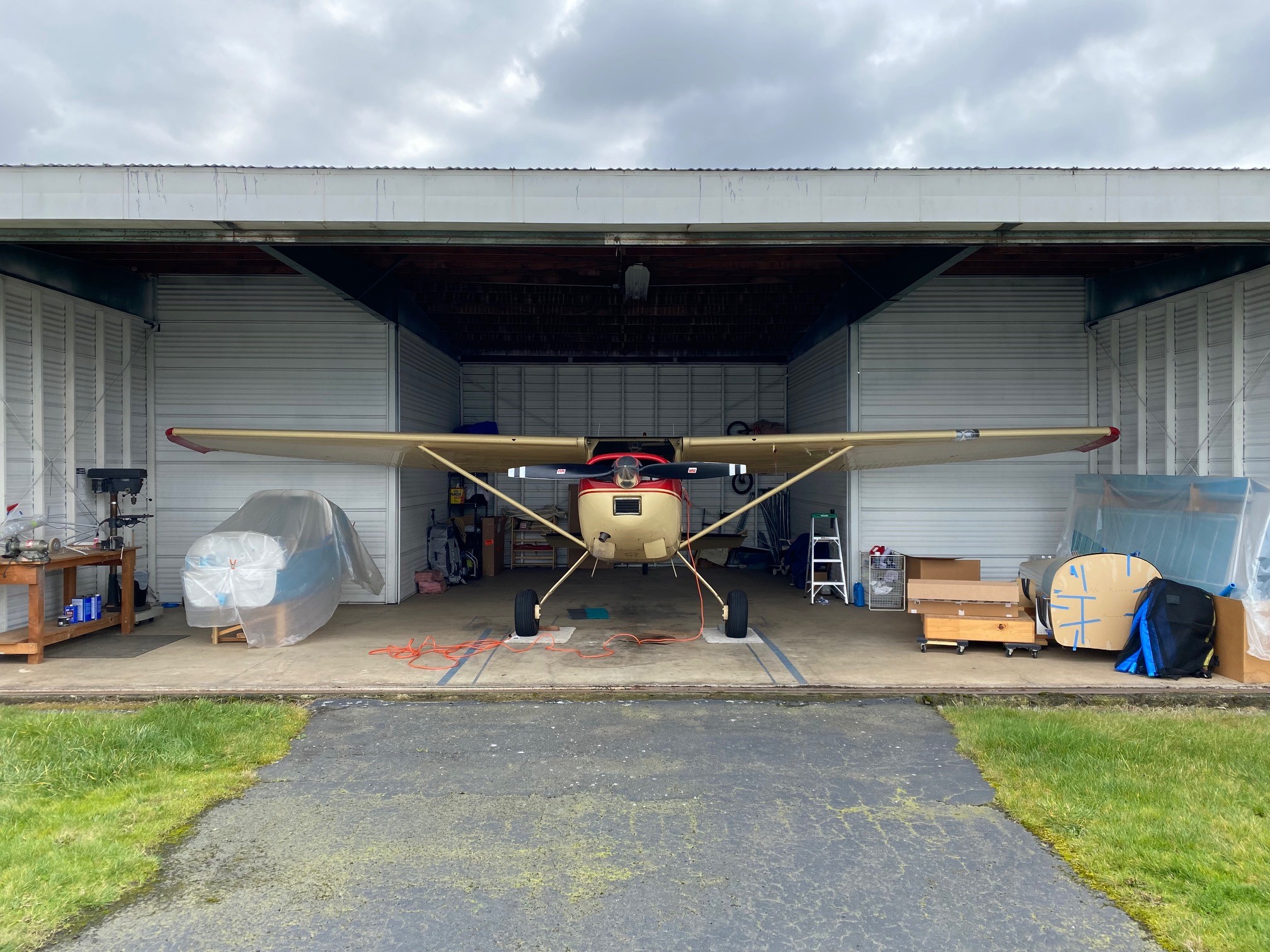 Hangar Share