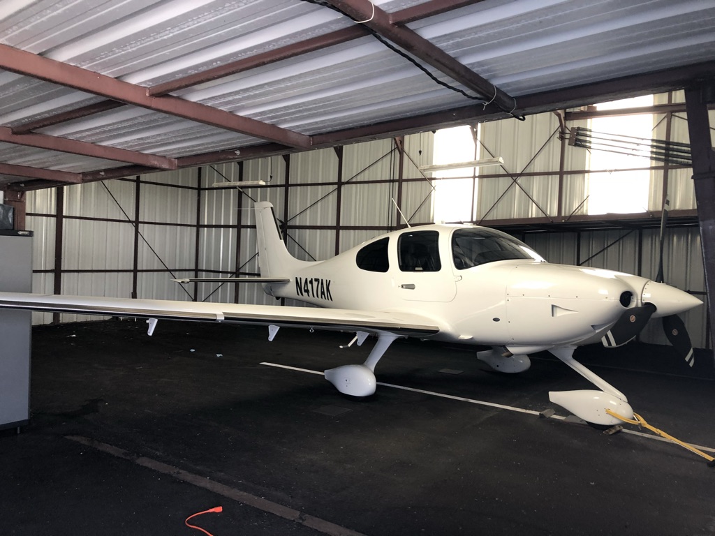 Executive Hanger