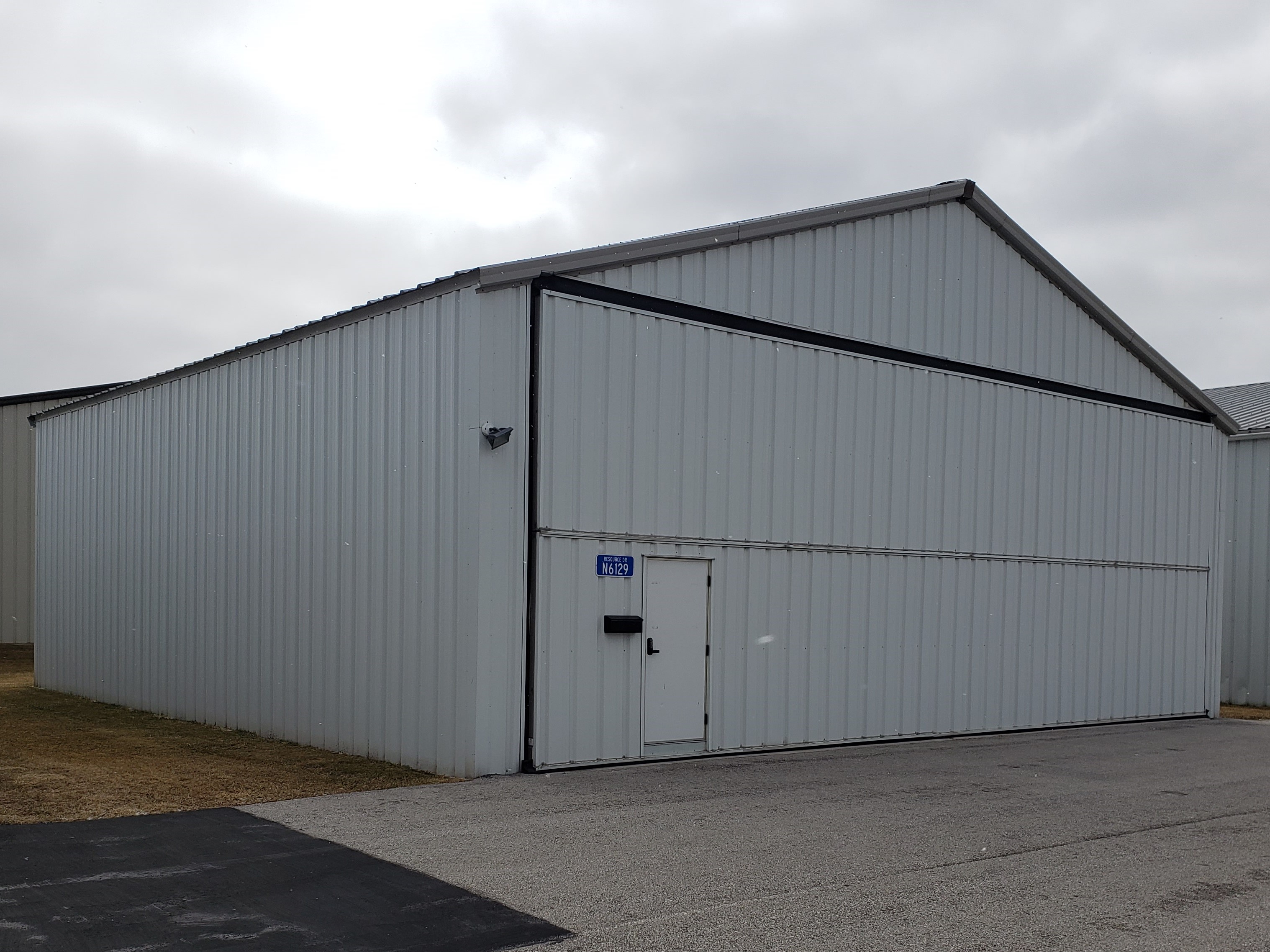 42x42 Steel Construction Hanger