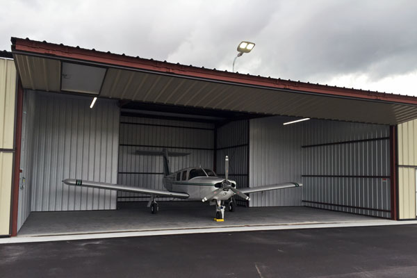 Winter hangar rental