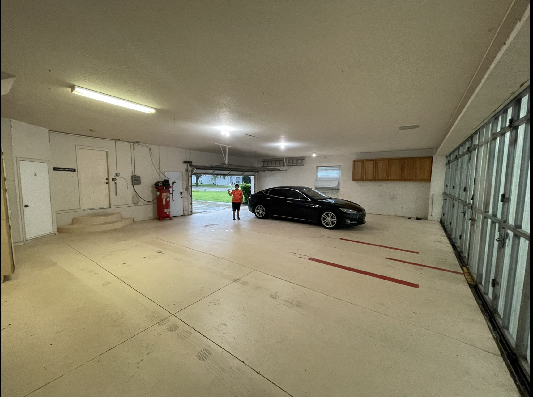 Tampa North (X39) Hangar For Rent