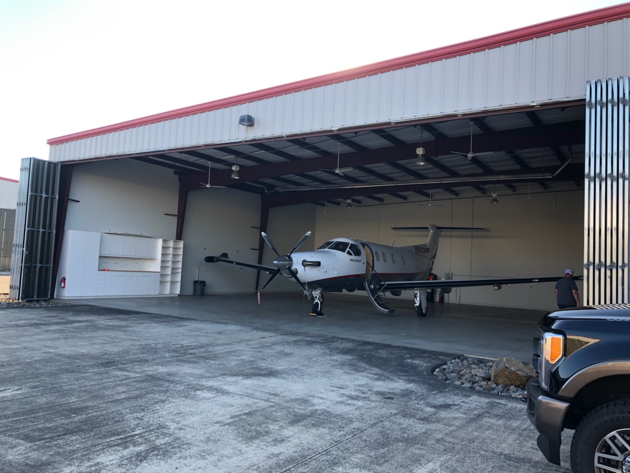 Executive Hangar Available At Aurora OR