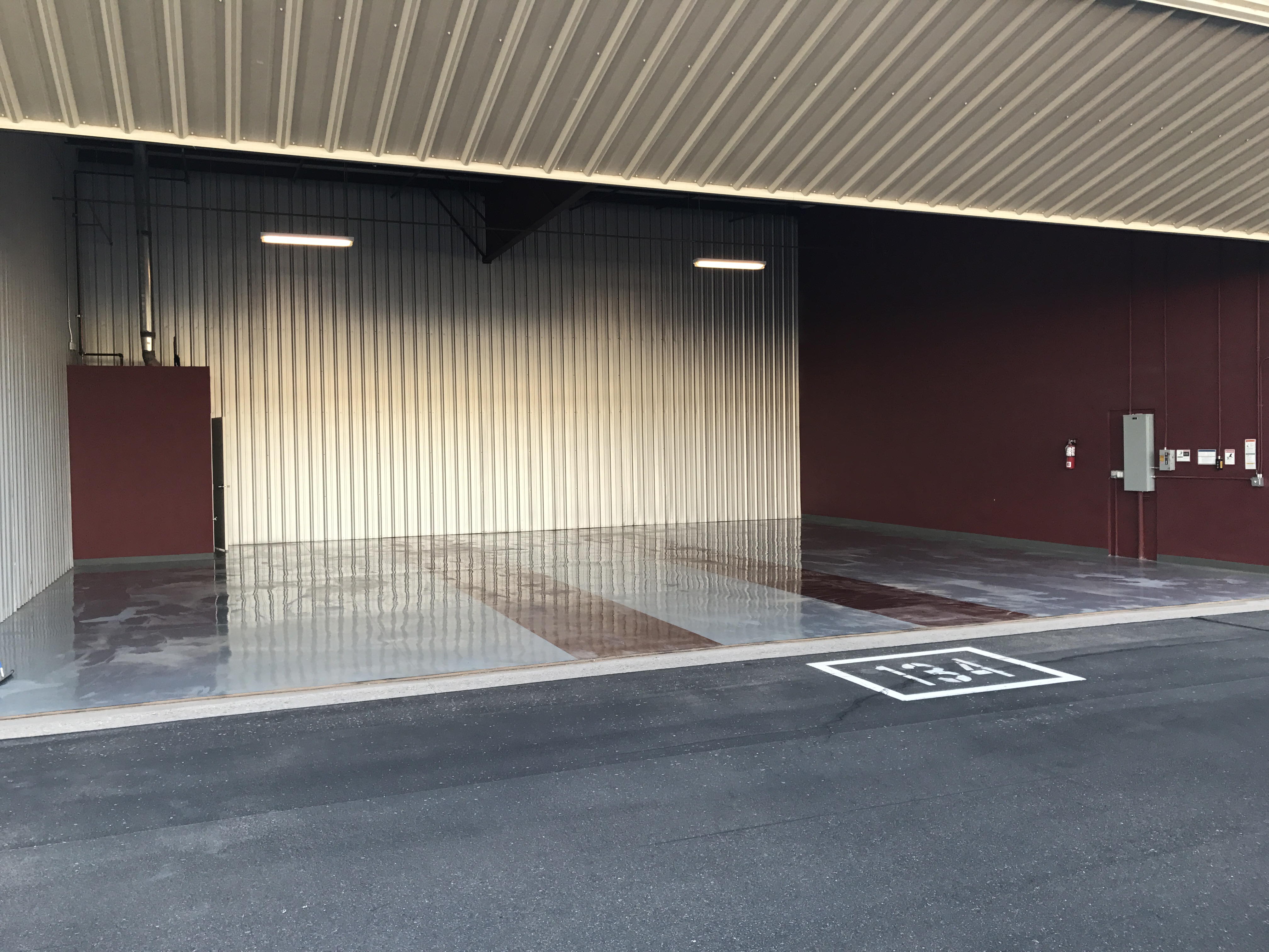 Arizona Box Hangar for Sale or Rent