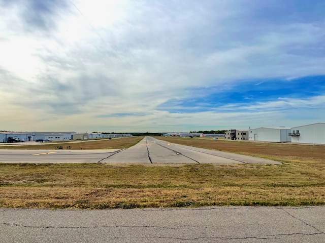 T-Hangar in DFW Metroplex
