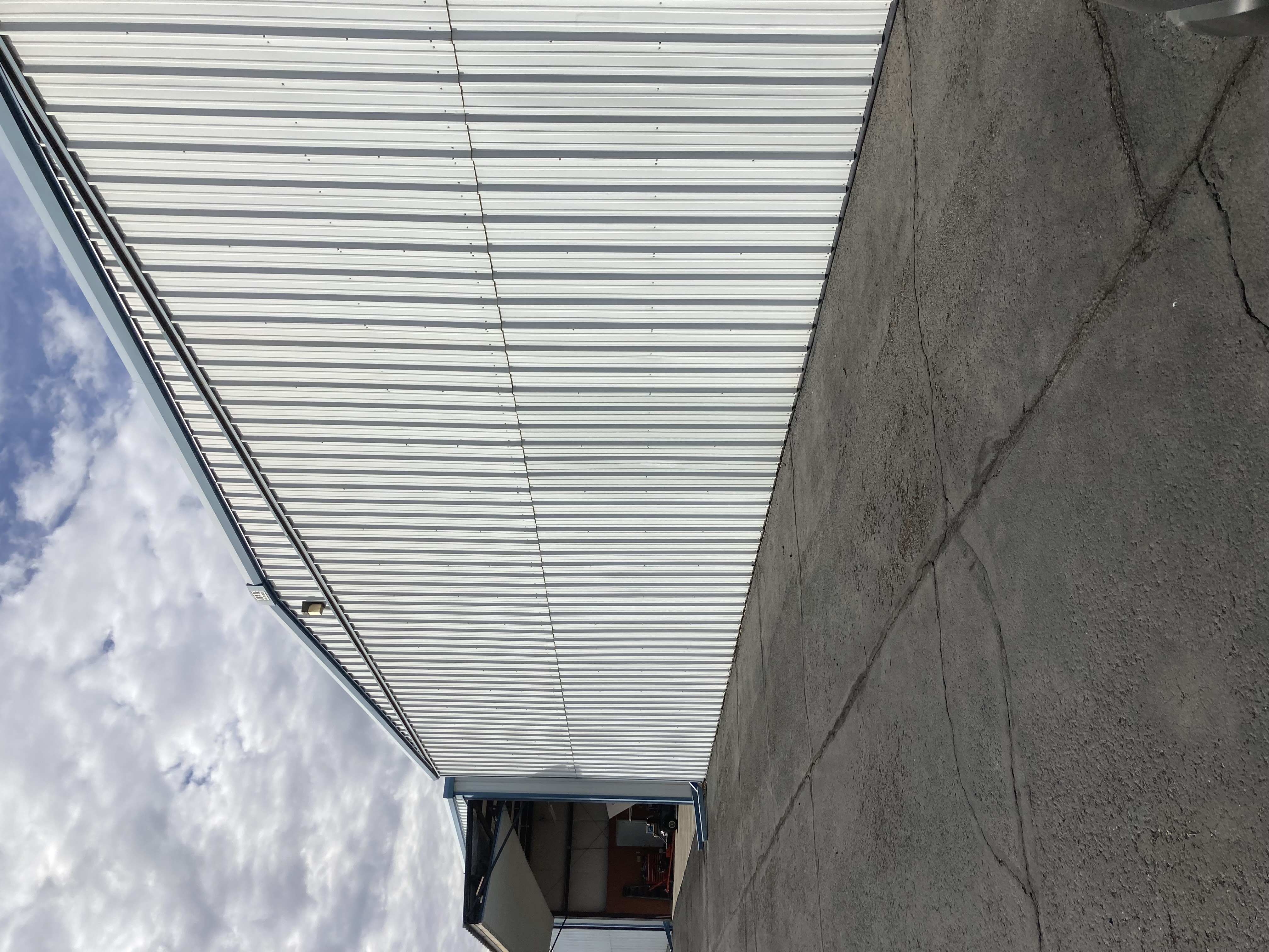 Airplane Hangar