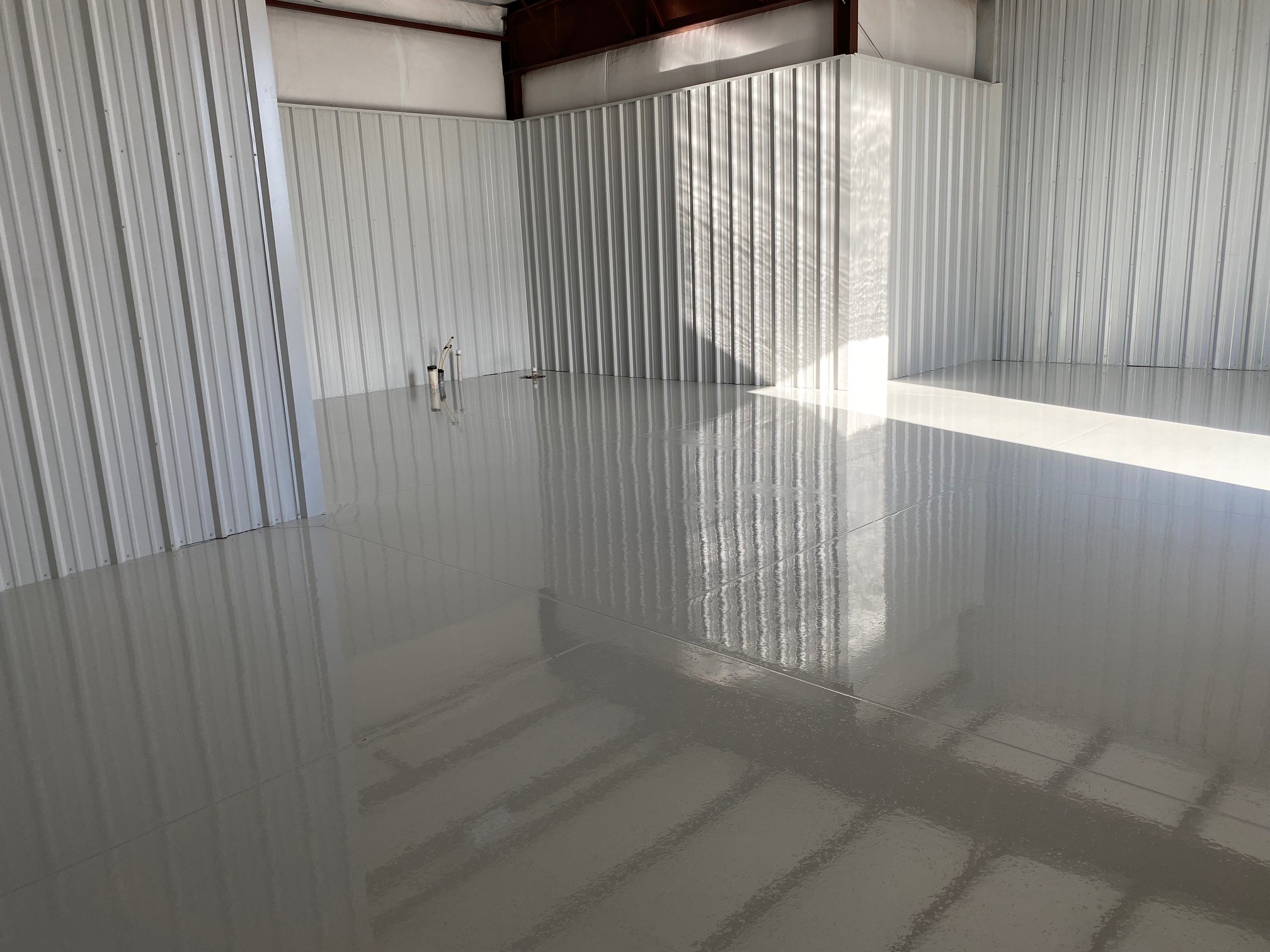 Large Twin T Hangar at KPWA