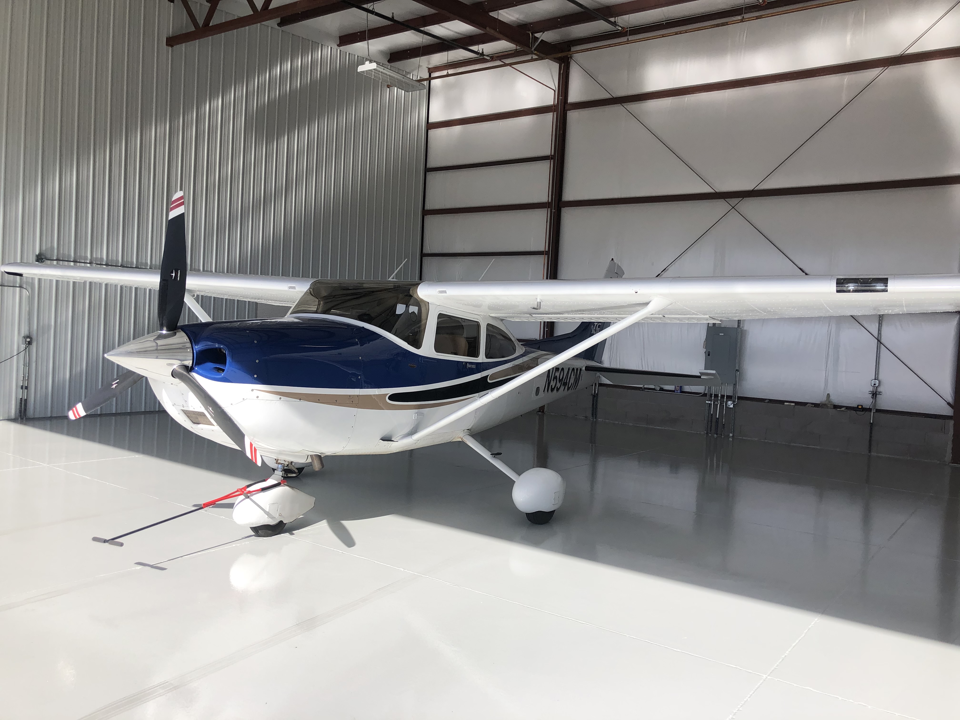 Large Hanger Falcon Field