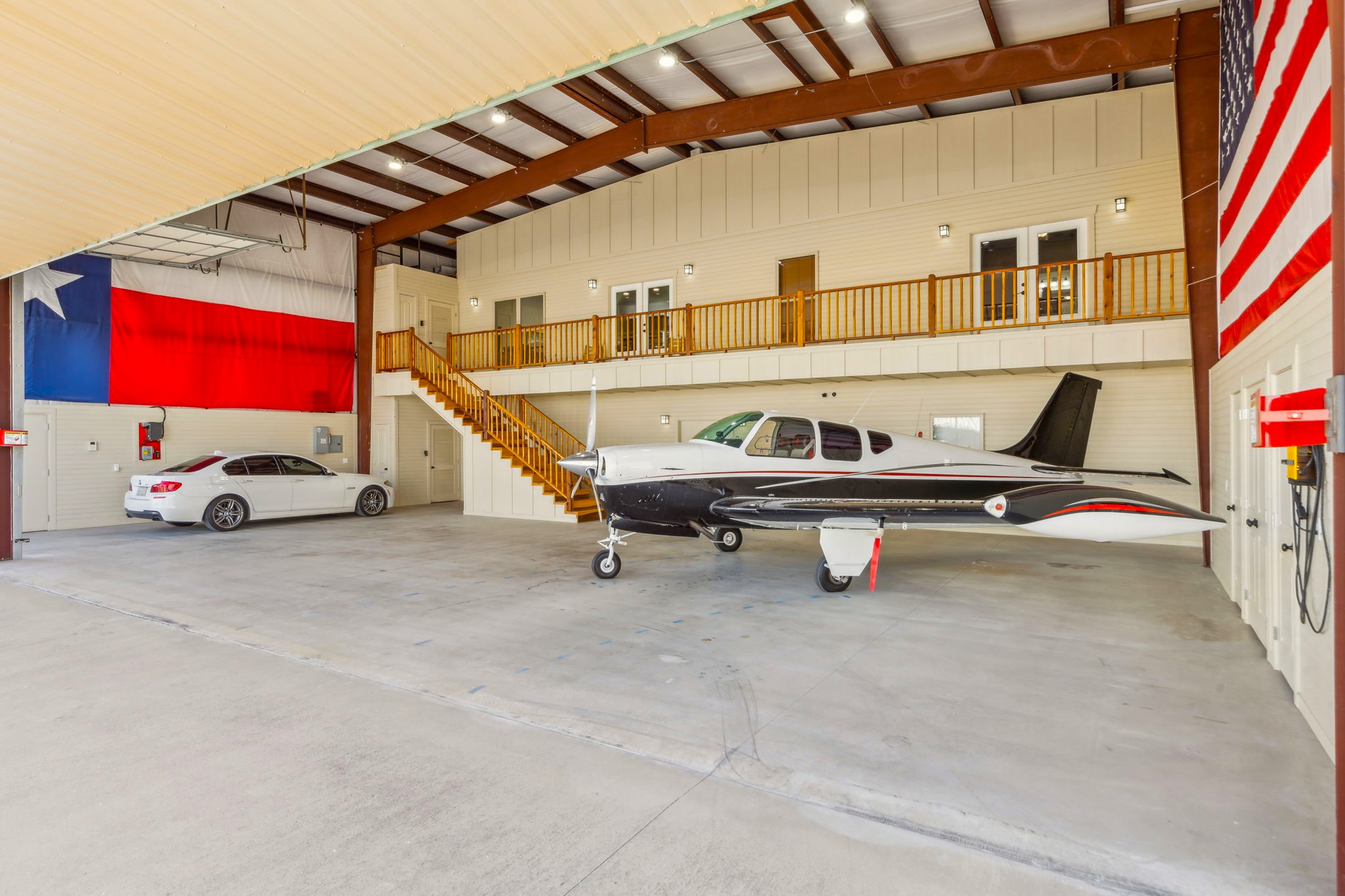 Hangar at Hicks Airfield T67 Ft Worth TX