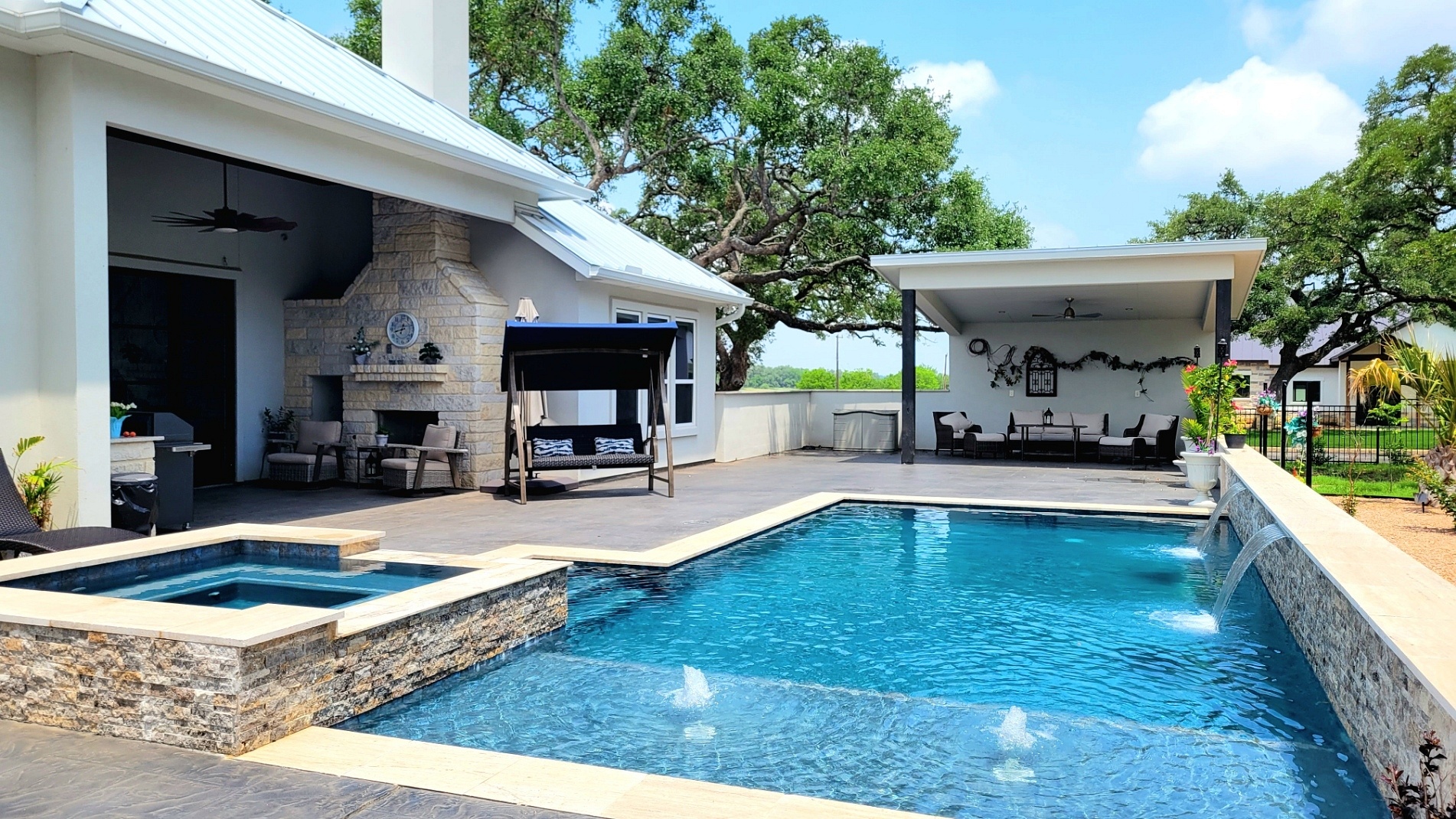 Live in Luxury near San Antonio