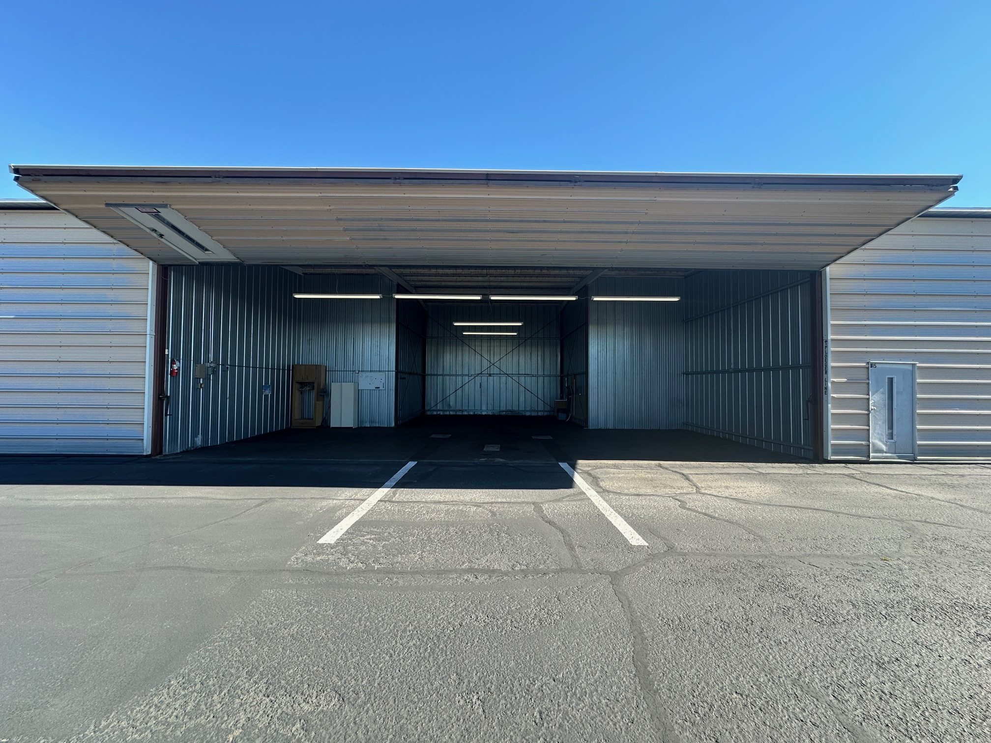 Hangar for Rent