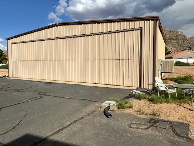 Hurricane Utah Hangar for Sale