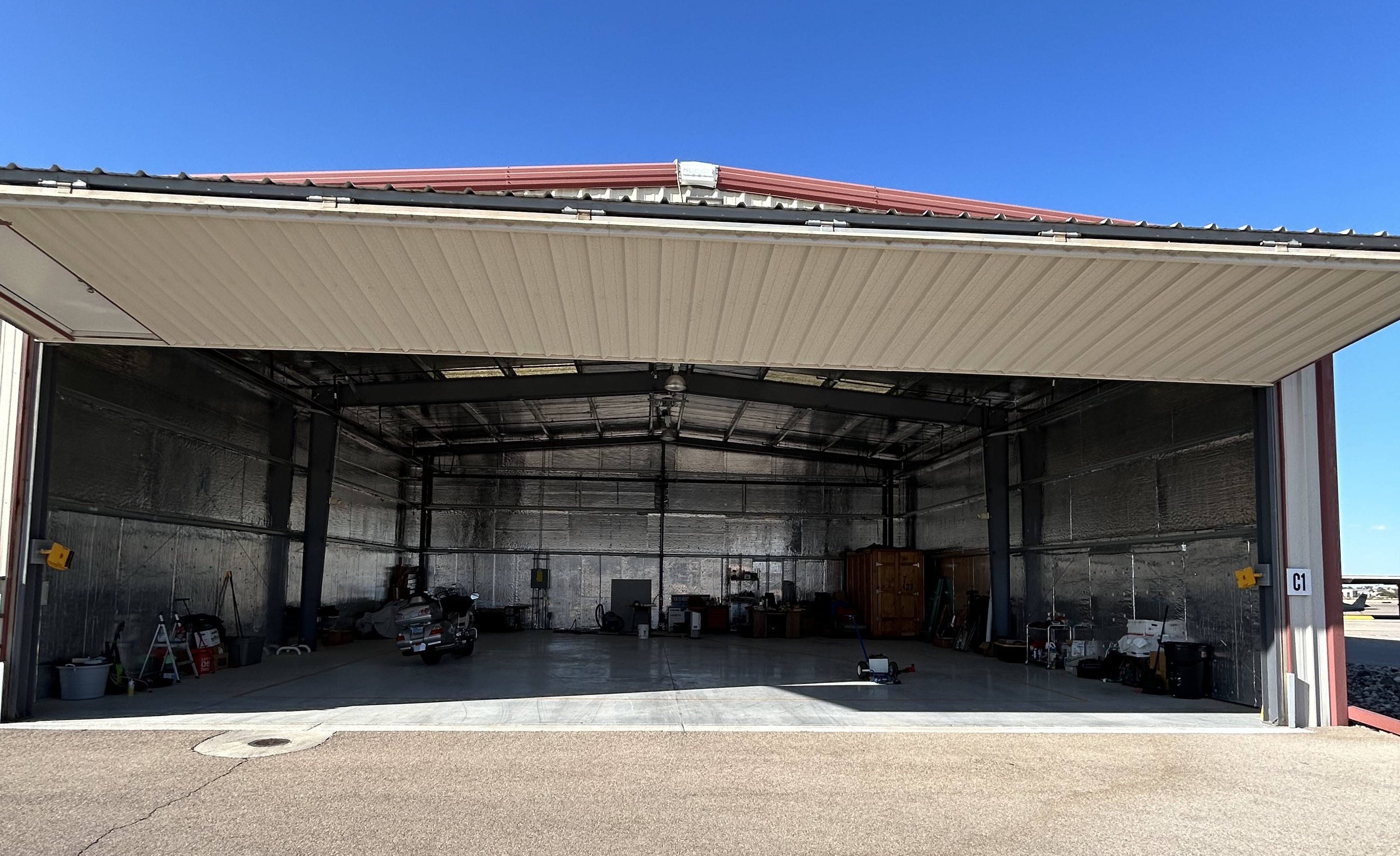 Henderson Hanger 50 x 50 x 14