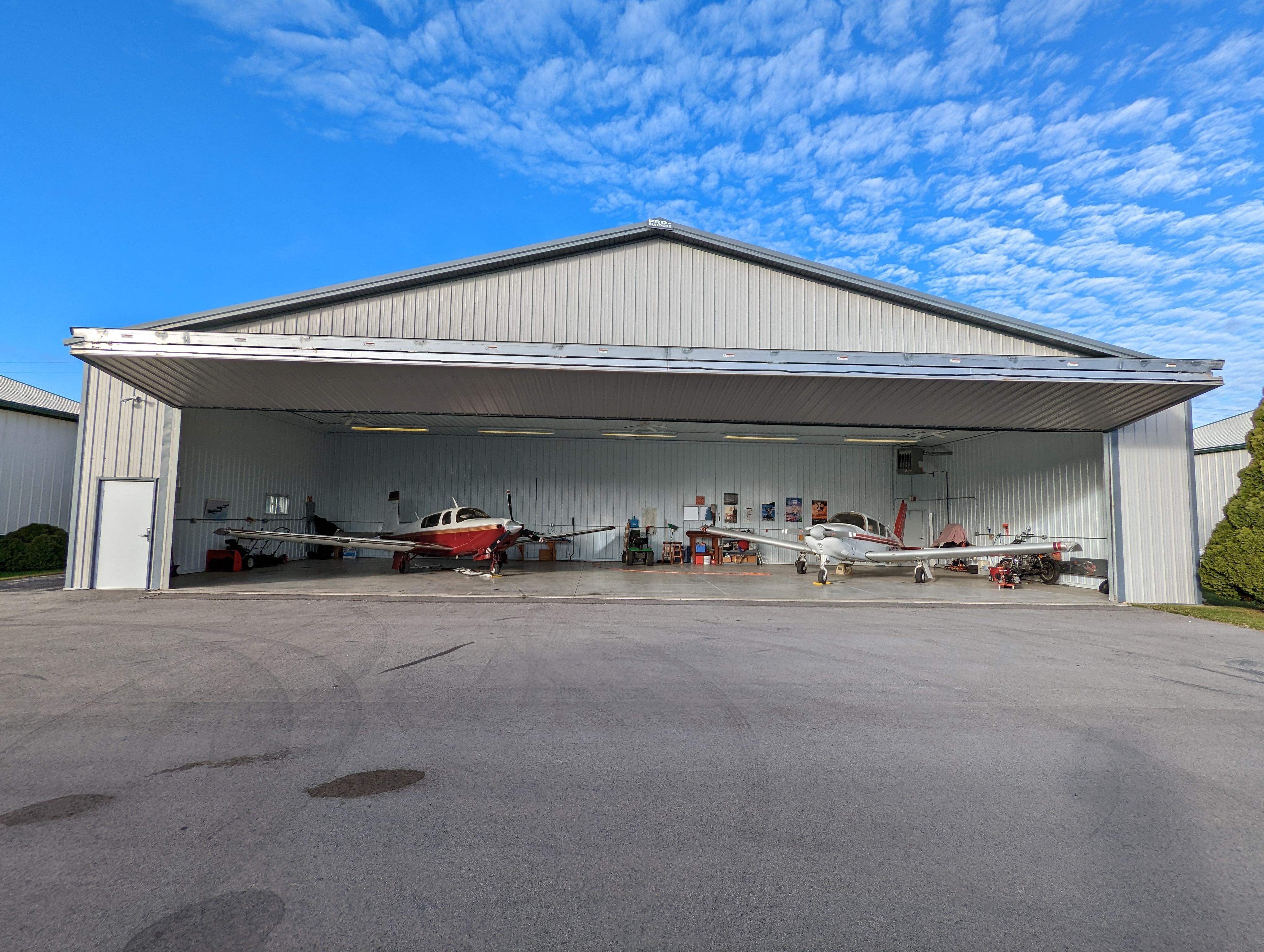 Semi-Private Heated Hangar for Rent at KETB