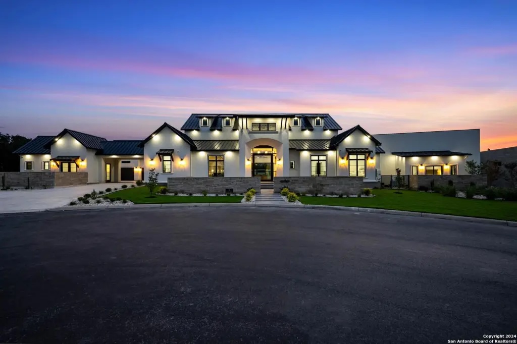 Boerne Stage Aviation Luxury Estate