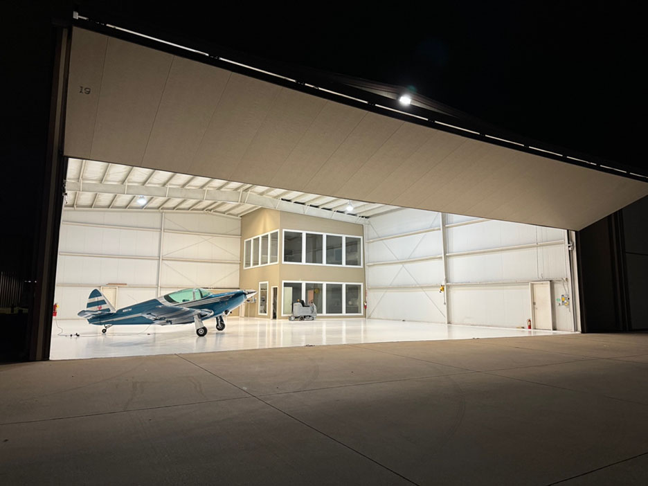 Executive Hangar with Office
