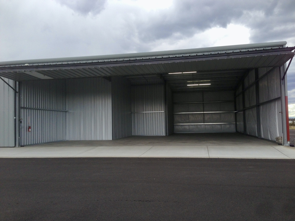 Heated 2,165sqr T-hanger