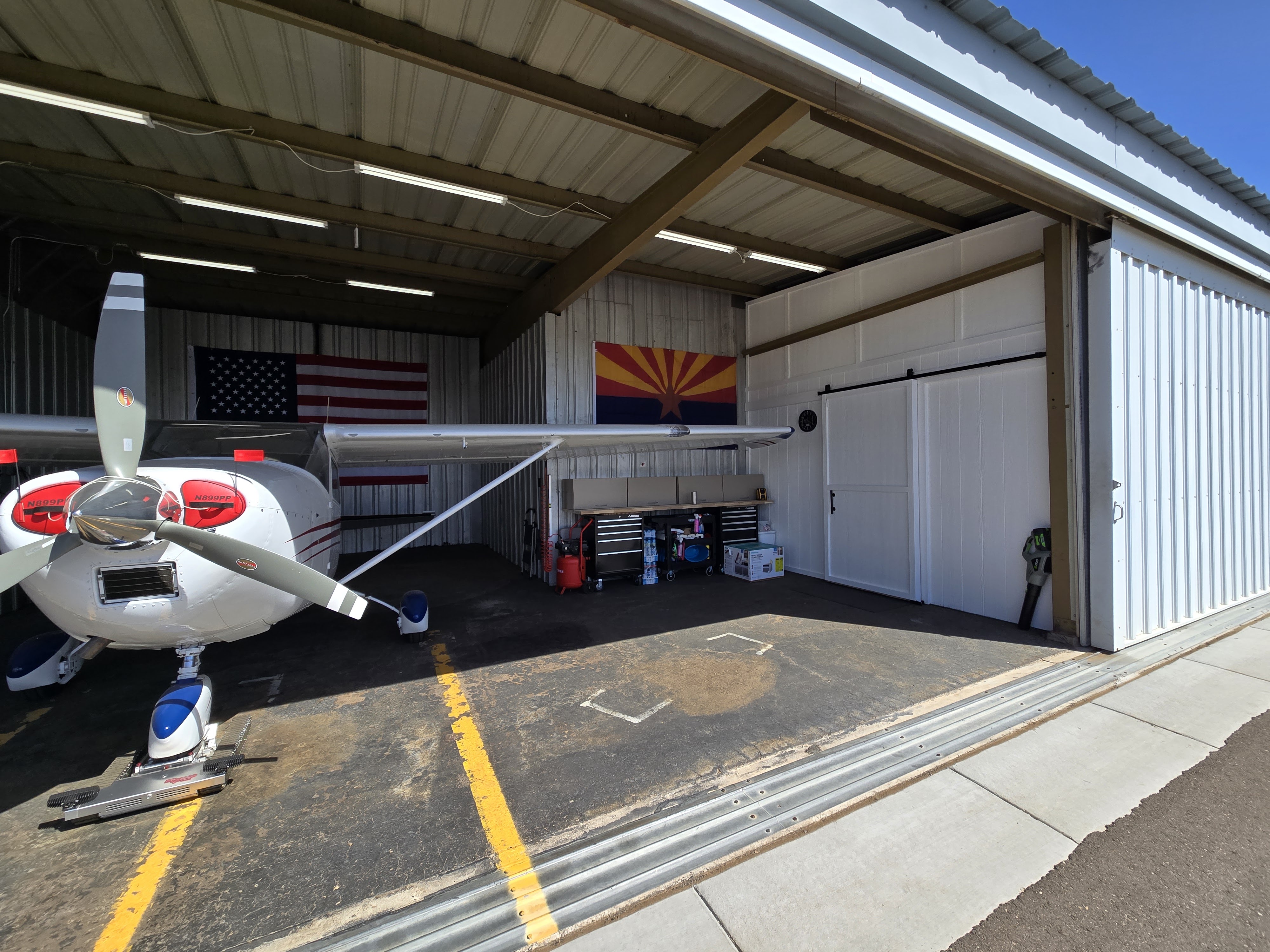 Glendale Hangar for Sale (KGEU)