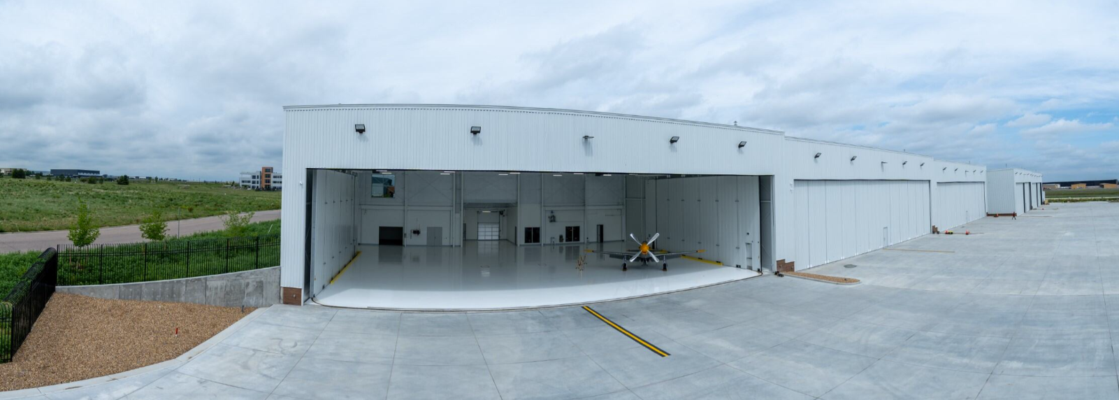 Private Hangar @ Sky Harbour APA