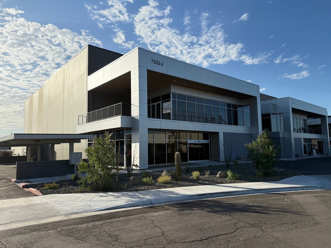 Scottsdale Airpark Hangar!