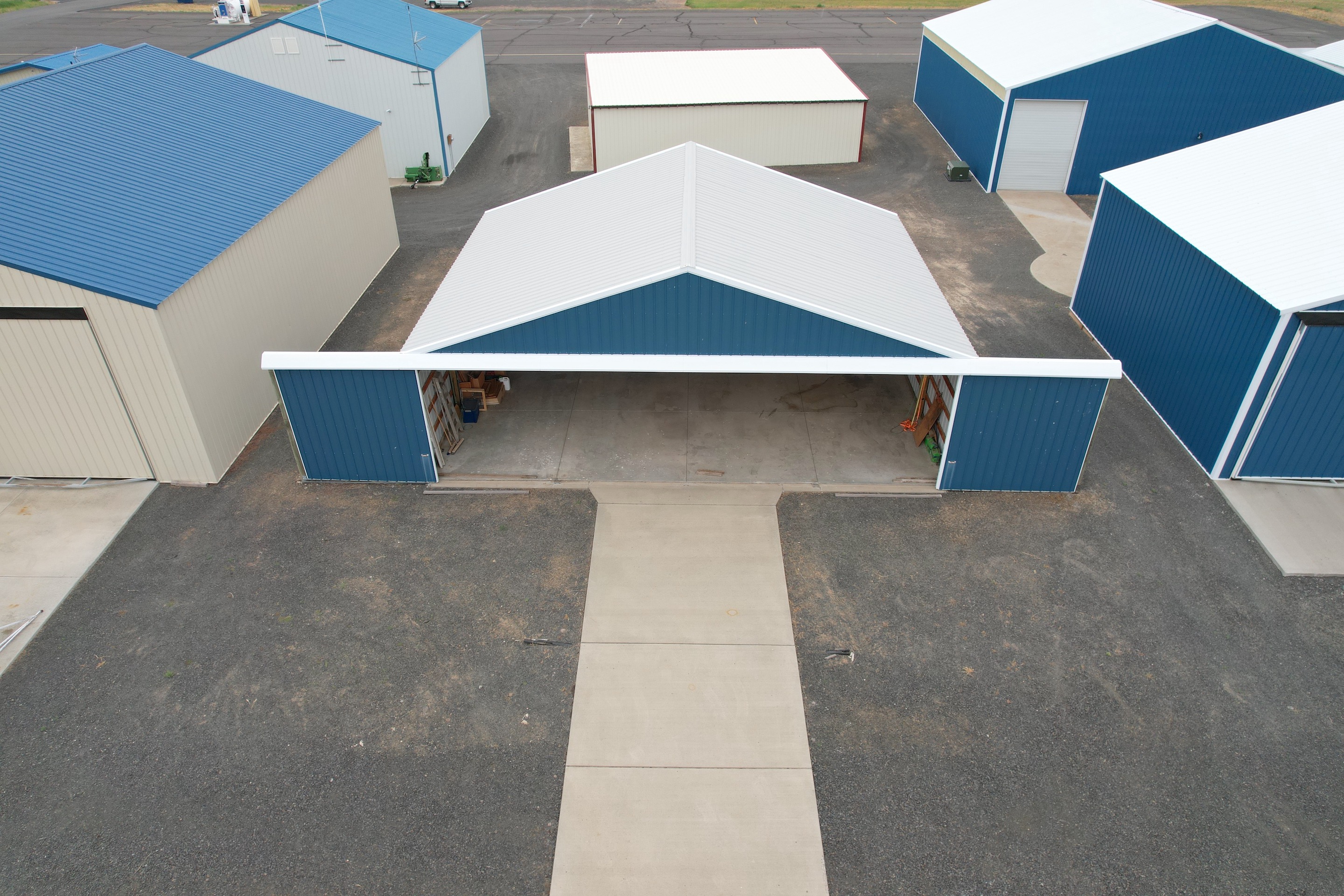 DAVENPORT WASHINGTON BOX HANGAR 