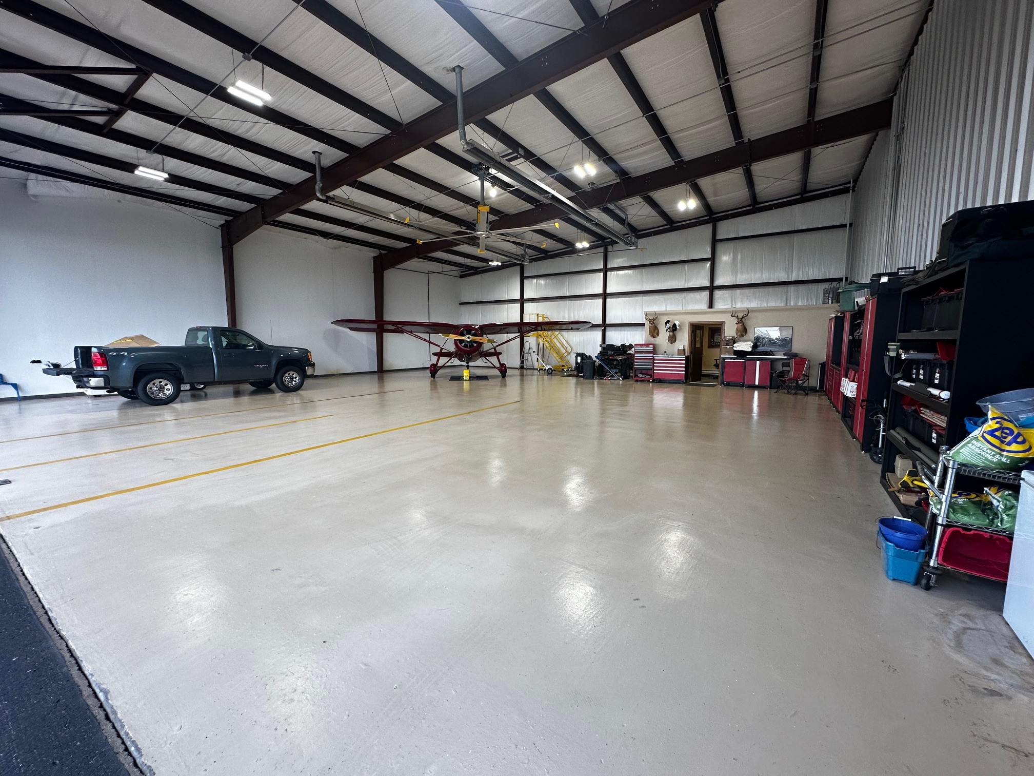 60x60 Box Hangar at Wiley Post Airport For Sale