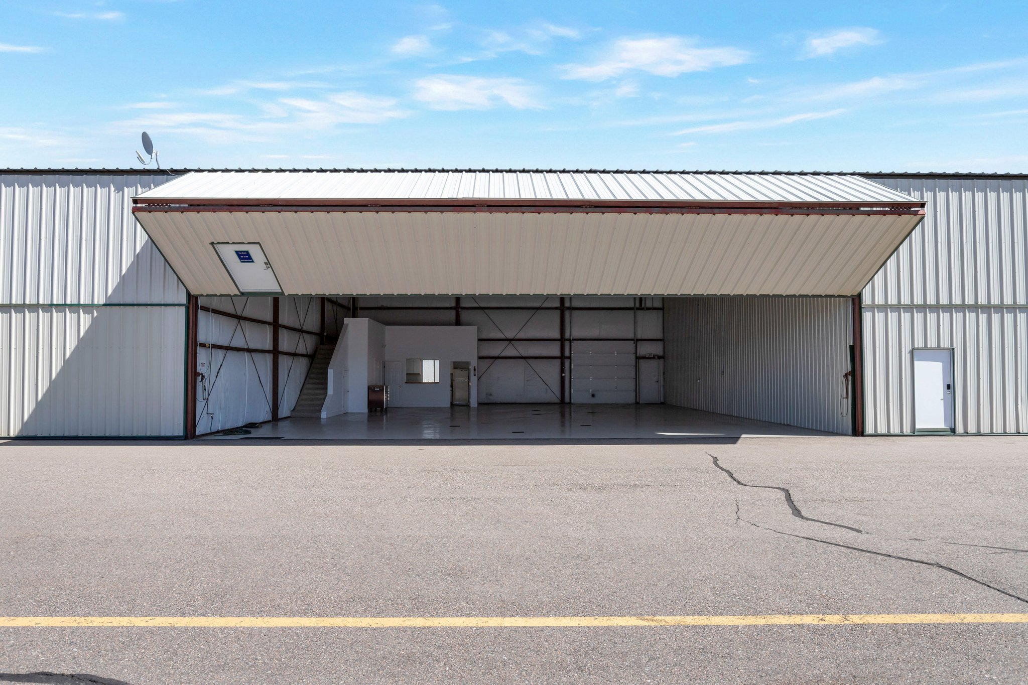 APA Centennial Alpha North 3000 sq feet 