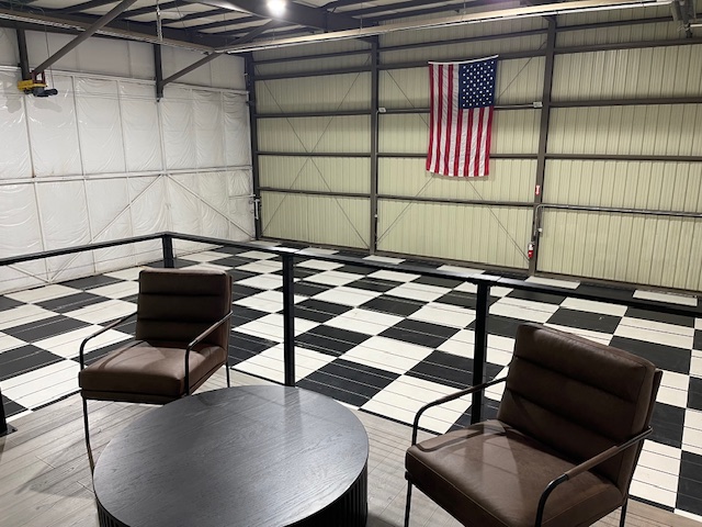 Centennial Private hangar