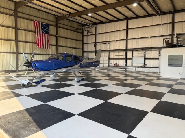 Centennial Private hangar