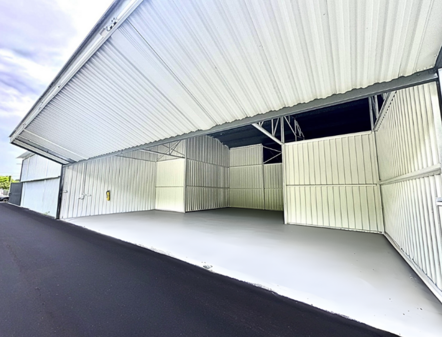 HANGARS FOR LEASE