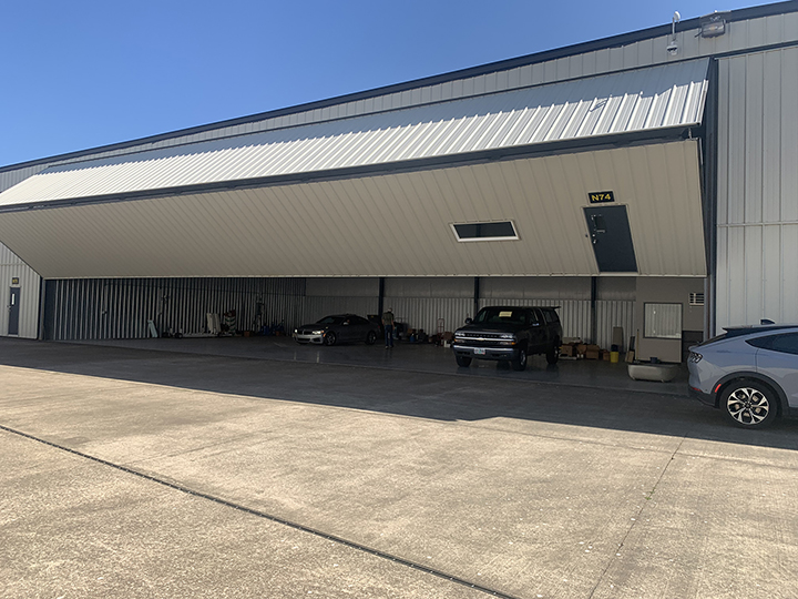 Hangar for Rent at Aurora Airport 