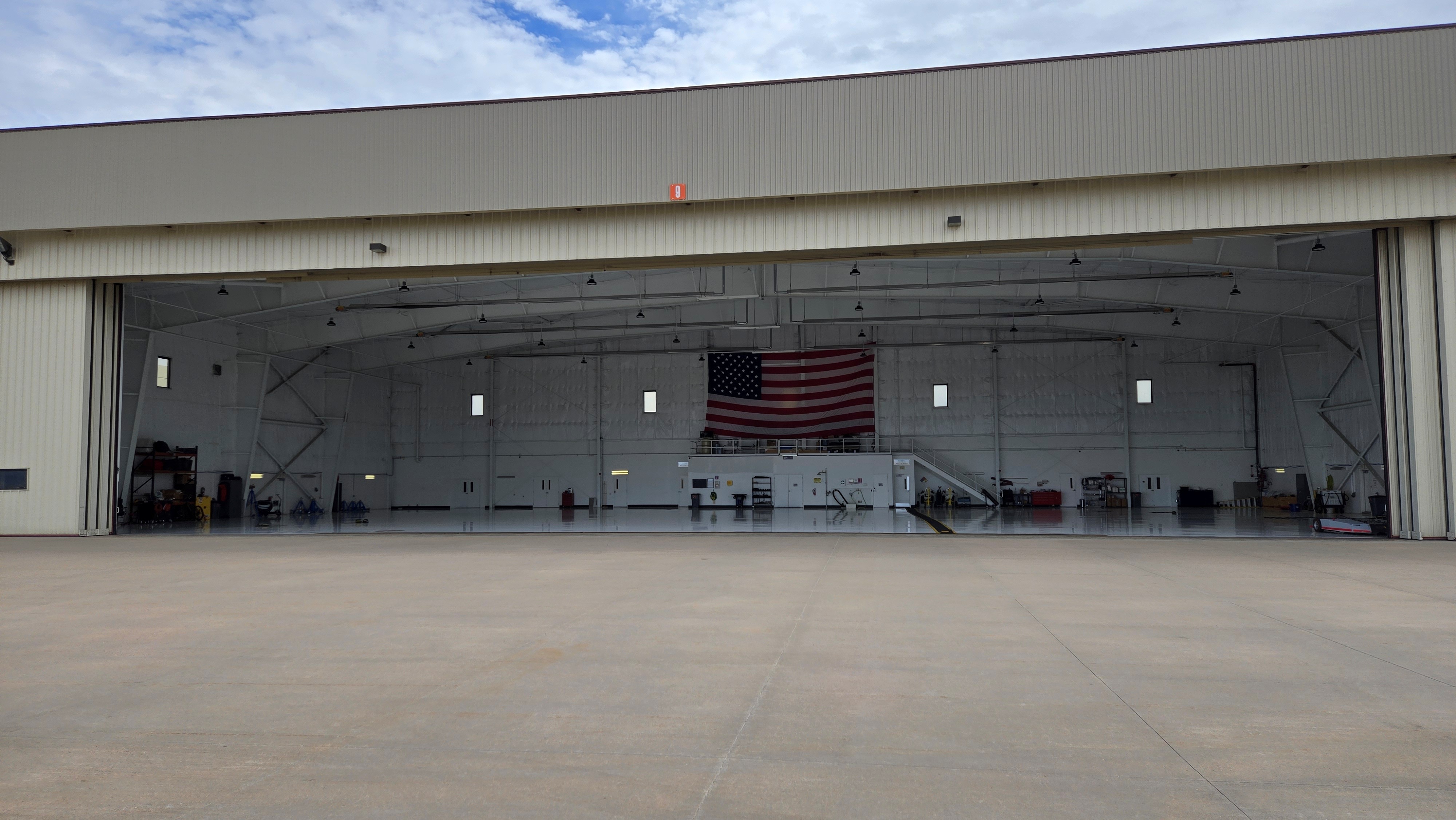PRIVATE HANGAR AVAILABILITY - KAPA