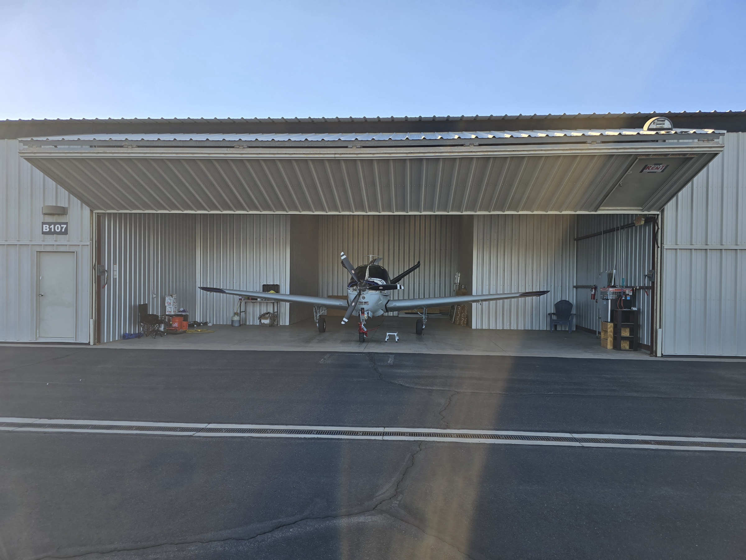 Hangar For Rent at Mesa Gateway