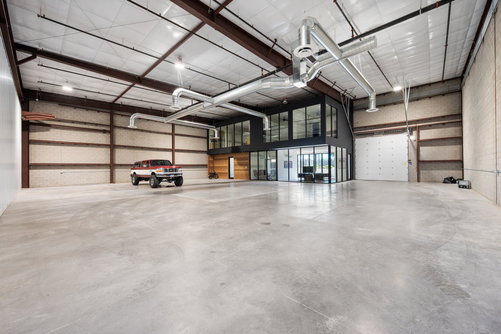 Executive Hangar for Lease – Pegasus Airpark (5AZ3), Queen Creek, AZ