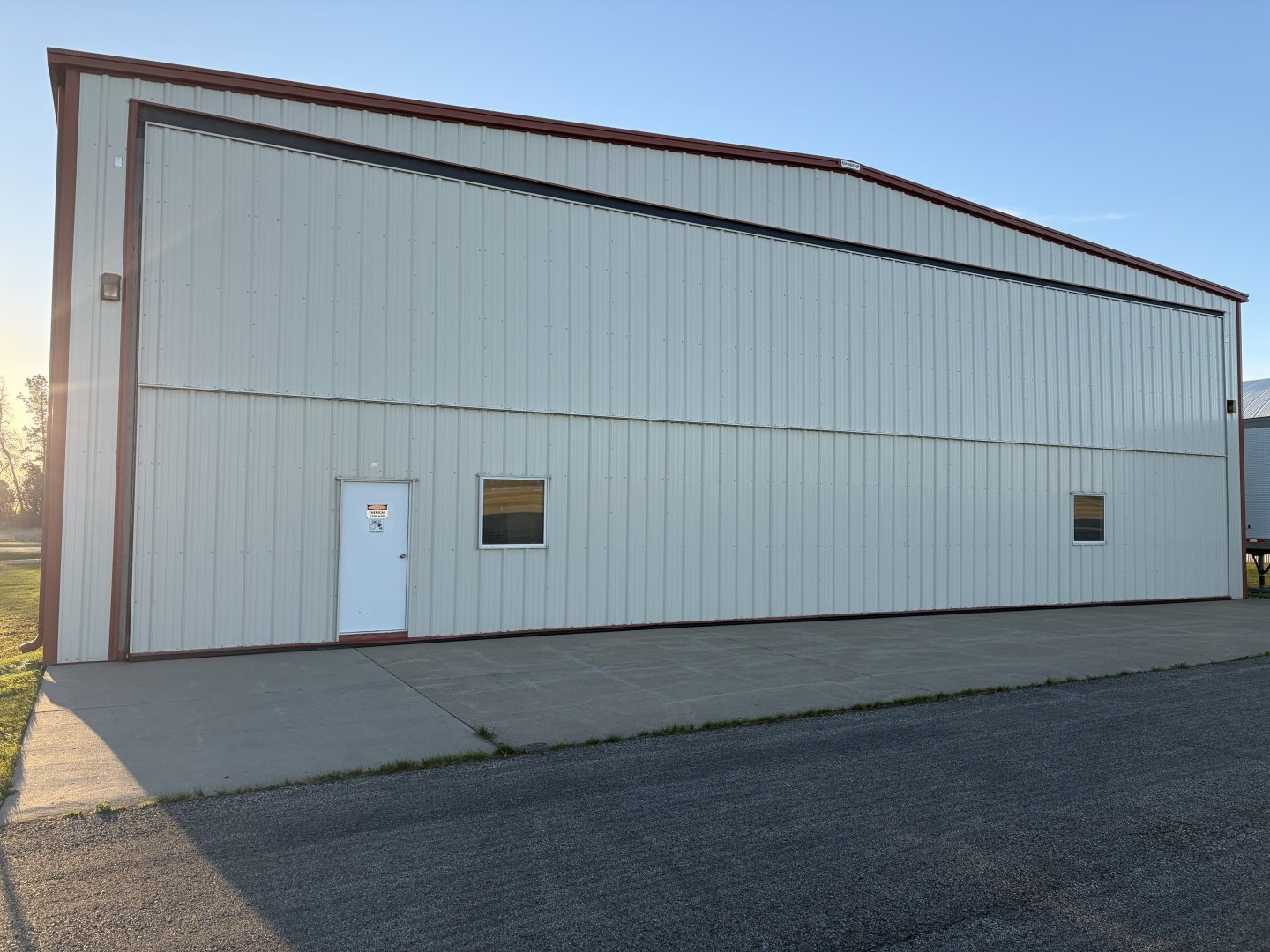 70x100 Hangar for sale