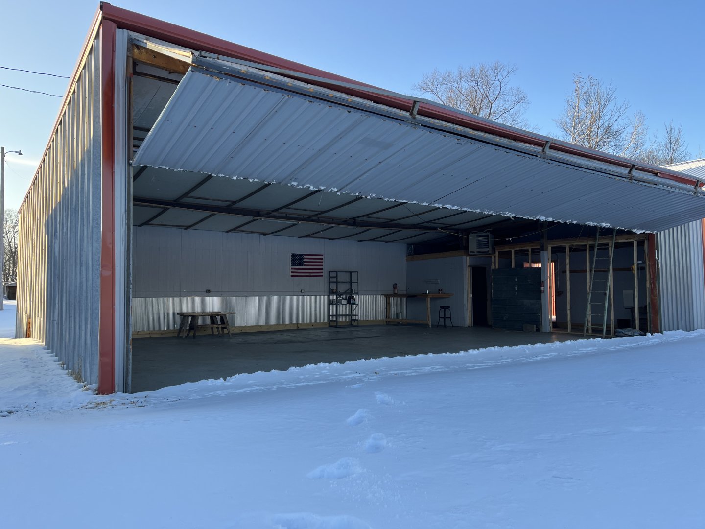 Isle Minnesota 50' hangar $34,000