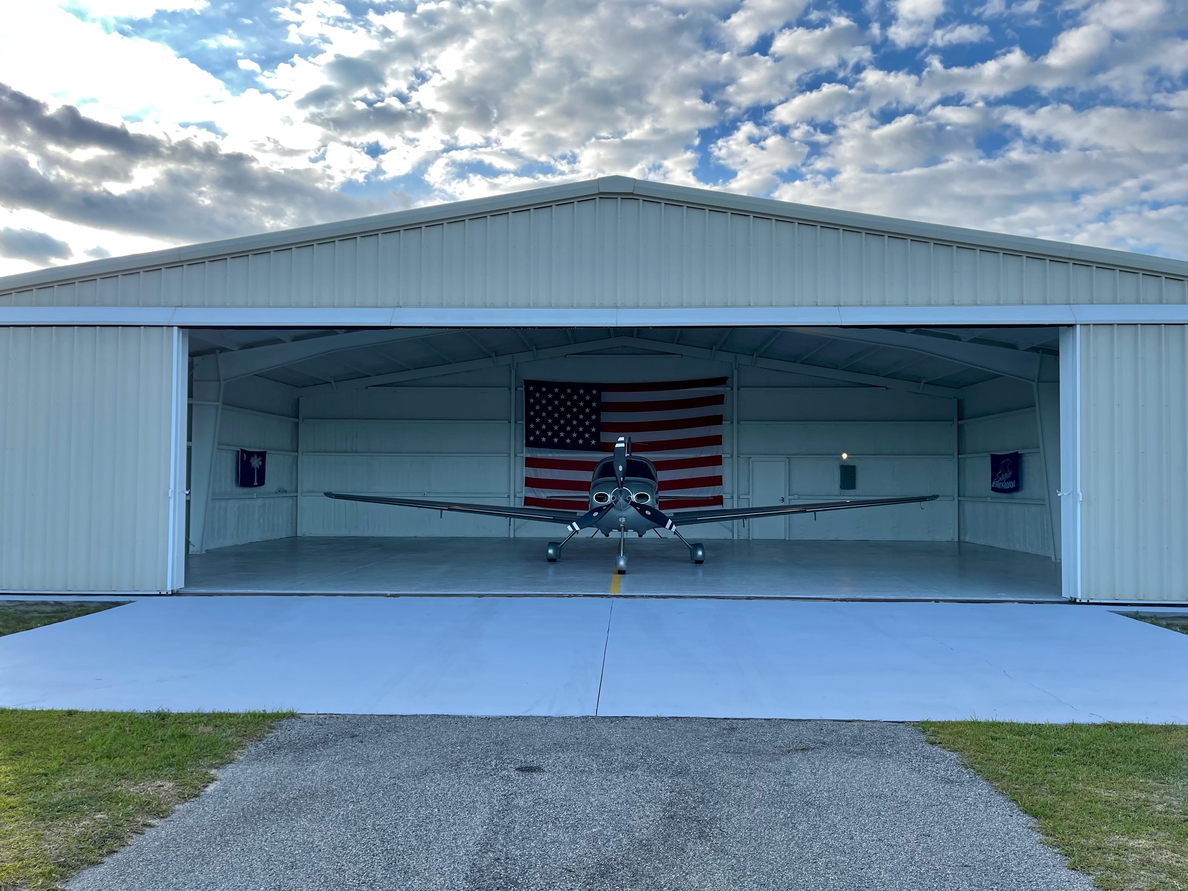 60' x 40' Hangar 2,400 sq. ft. Ridgeland SC