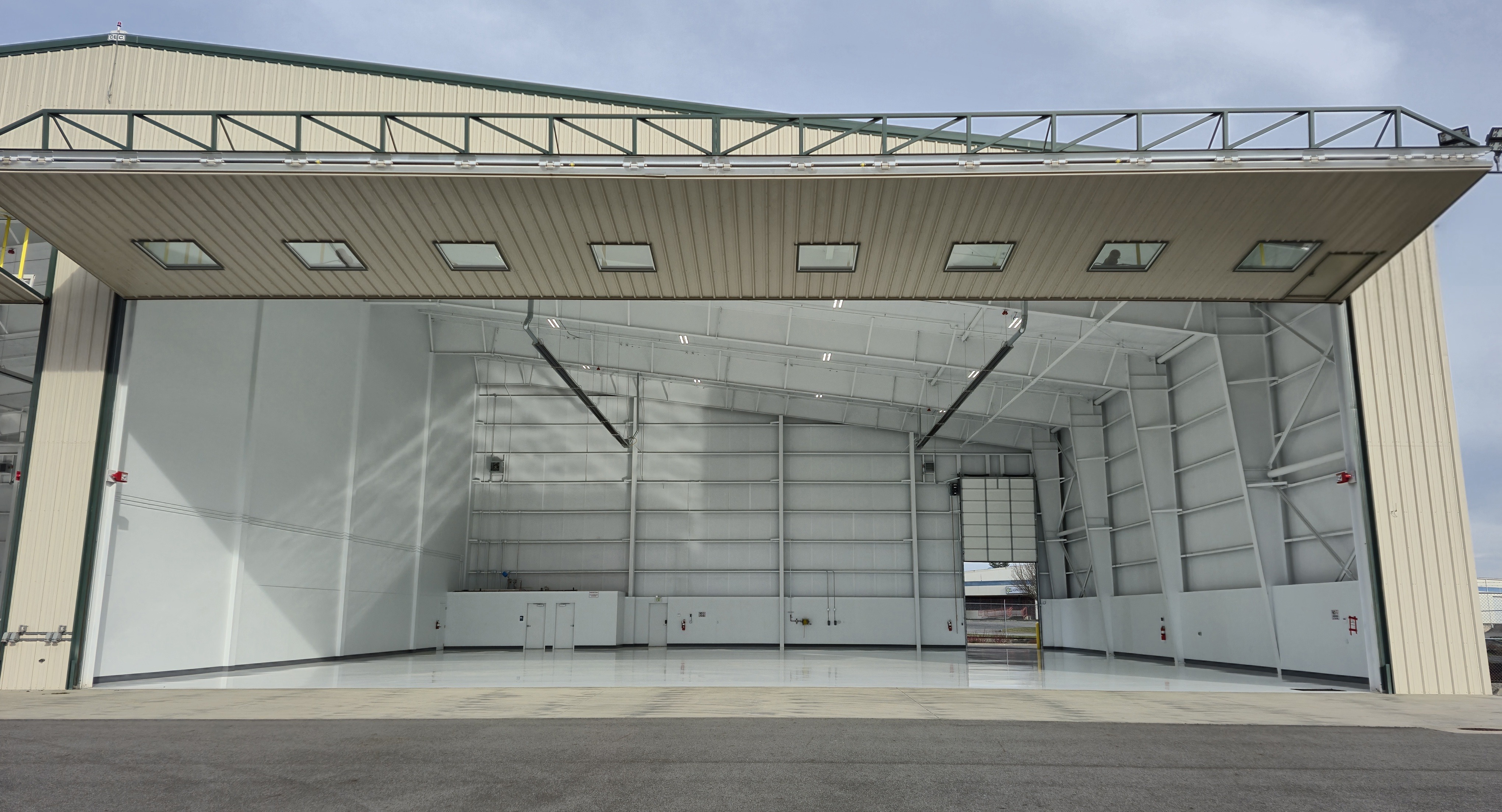 10,000 SF Hangar 4 Skagit Regional Airport