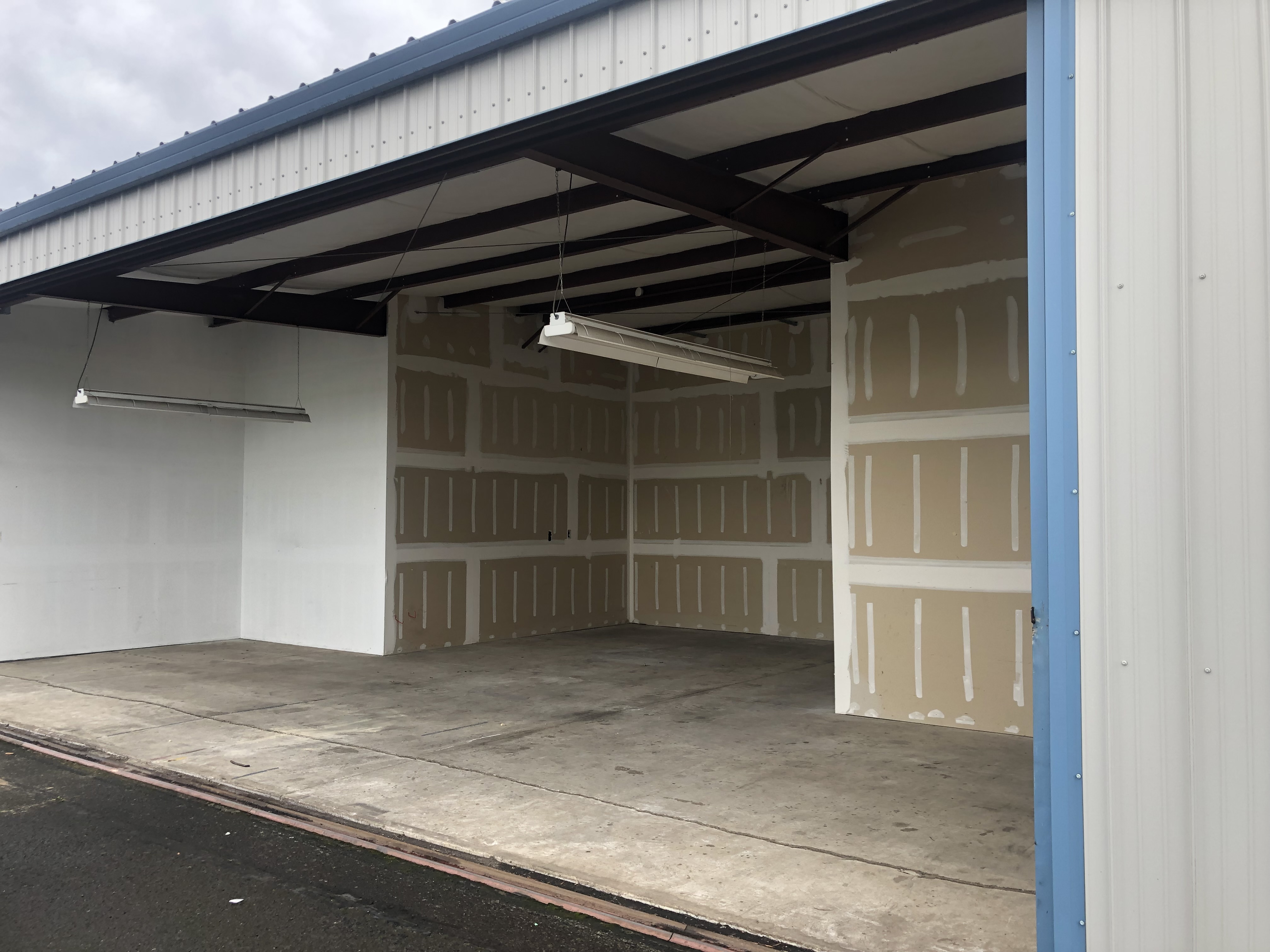 42’ T-Hangar at Hillsboro Airport (West Side – Near Tower)