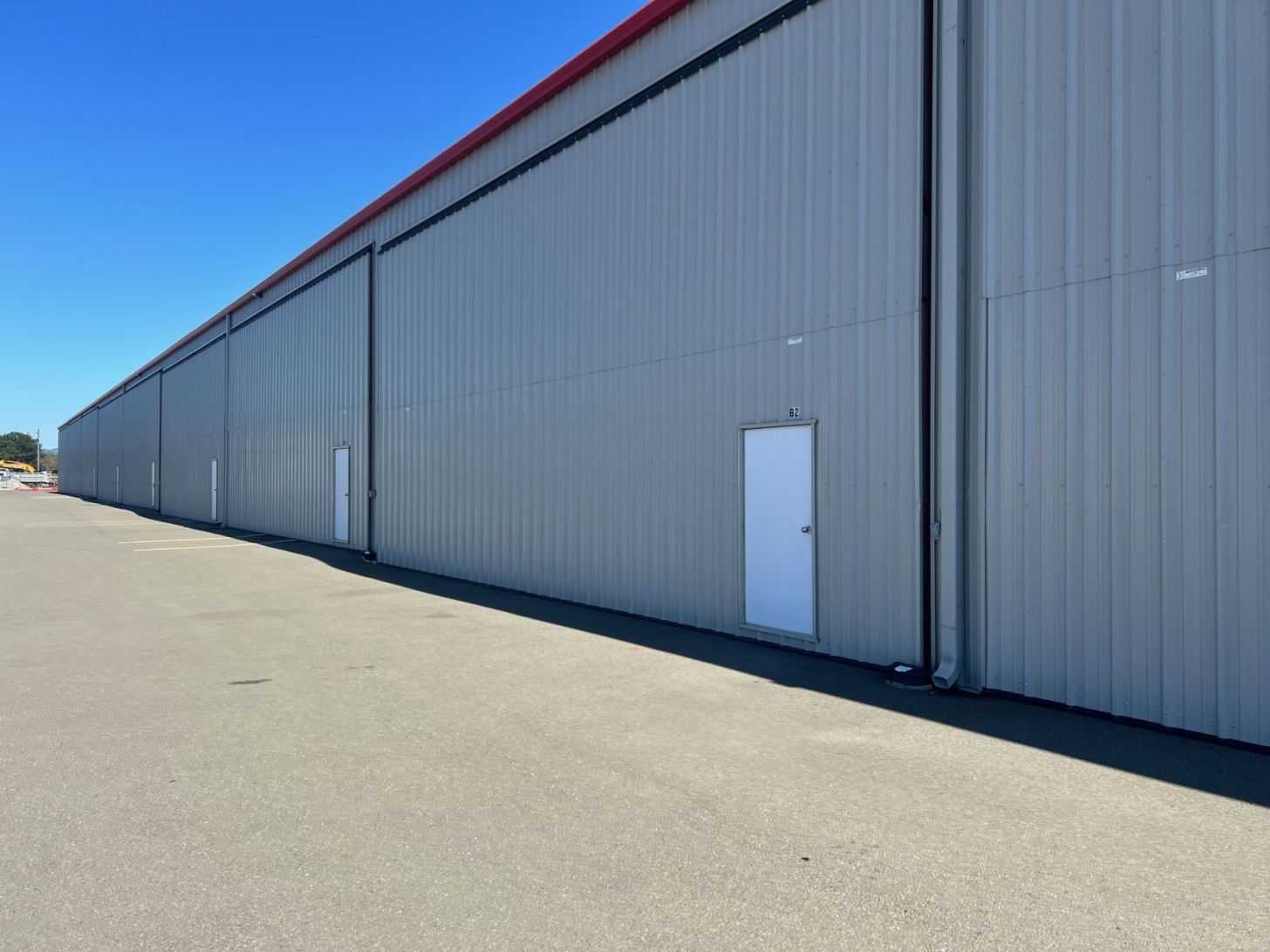 Hayward Hangars for Lease - 6 mo, 12 mo, and 36 year Ground lease