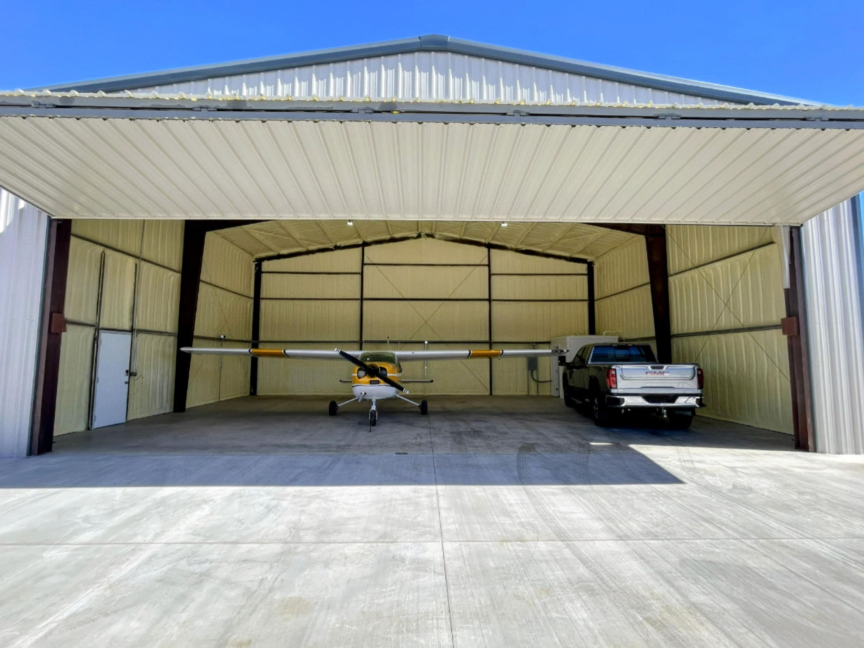 Airplane Hangar