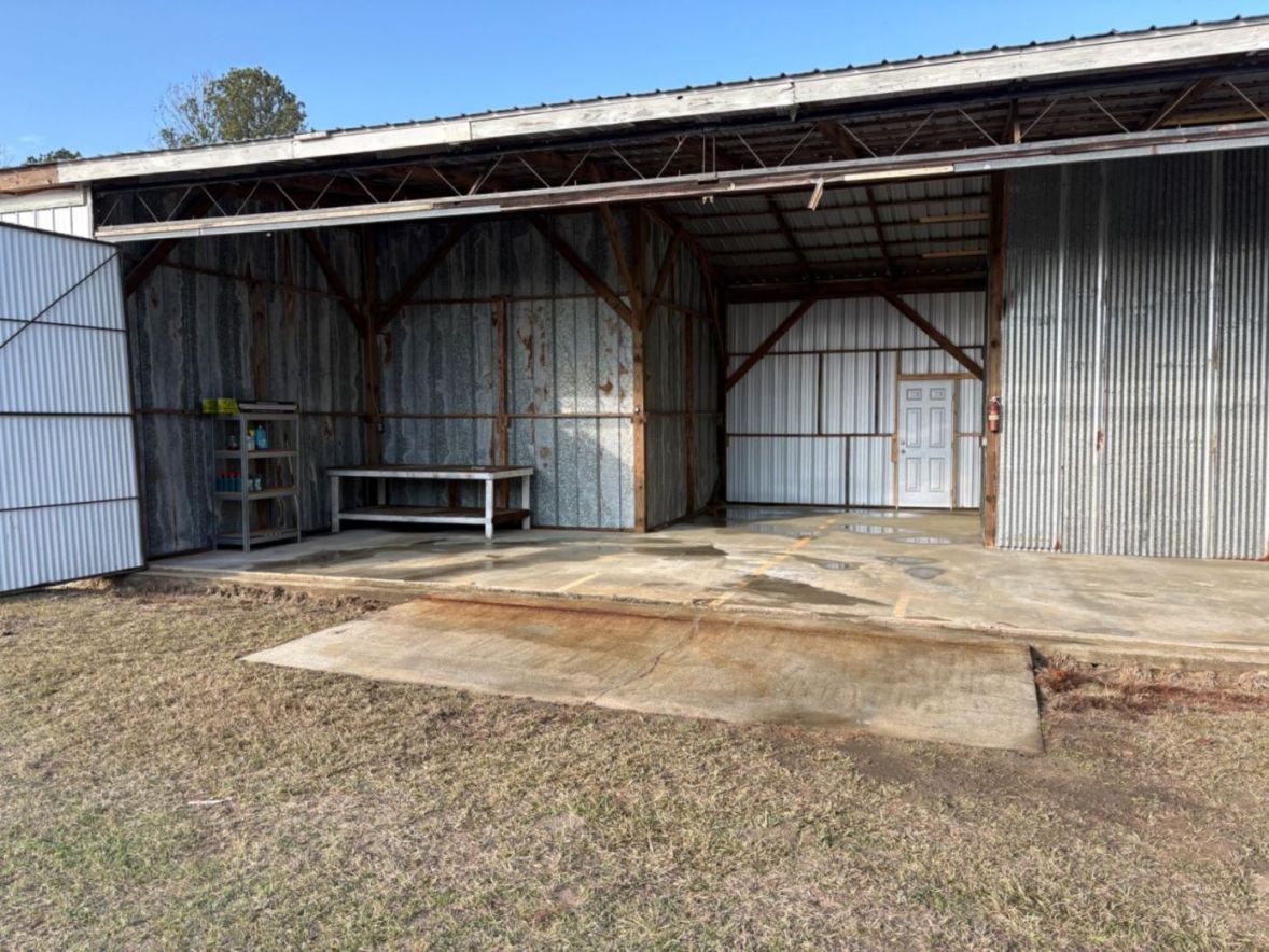 T-Hangar for Rent
