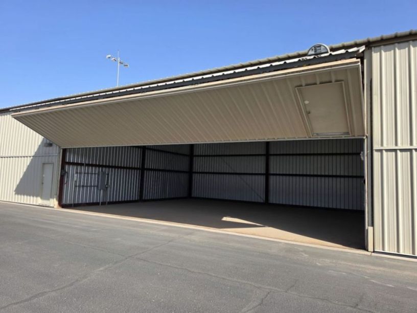 Gateway 44x38 Box Hangar For Sale