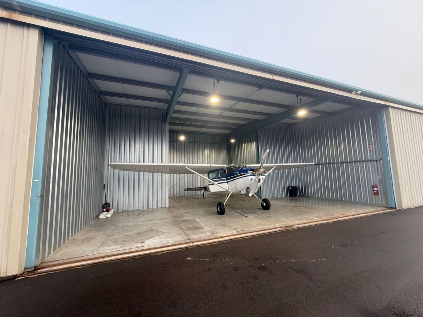 Auburn (S50) T-Hangar Available