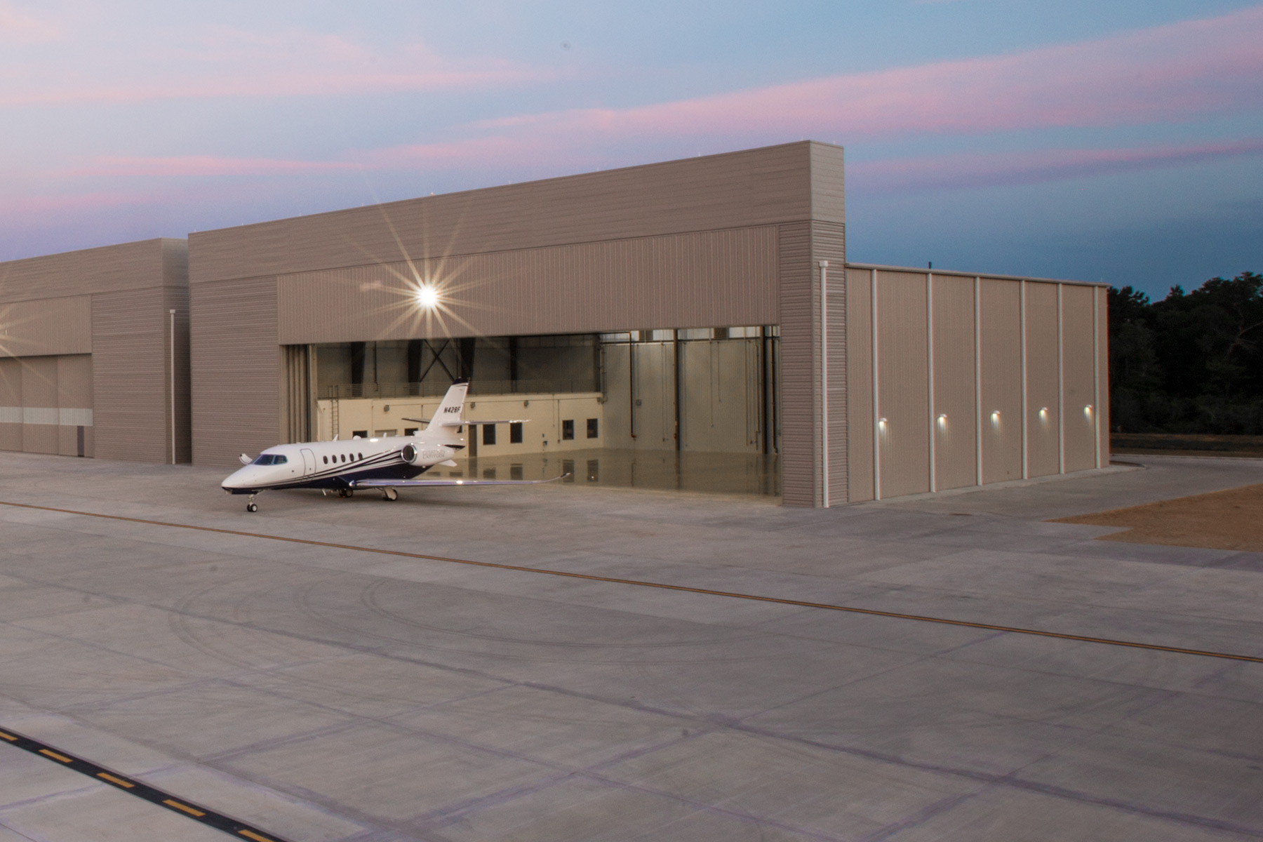 New Hangar S15 at CXO