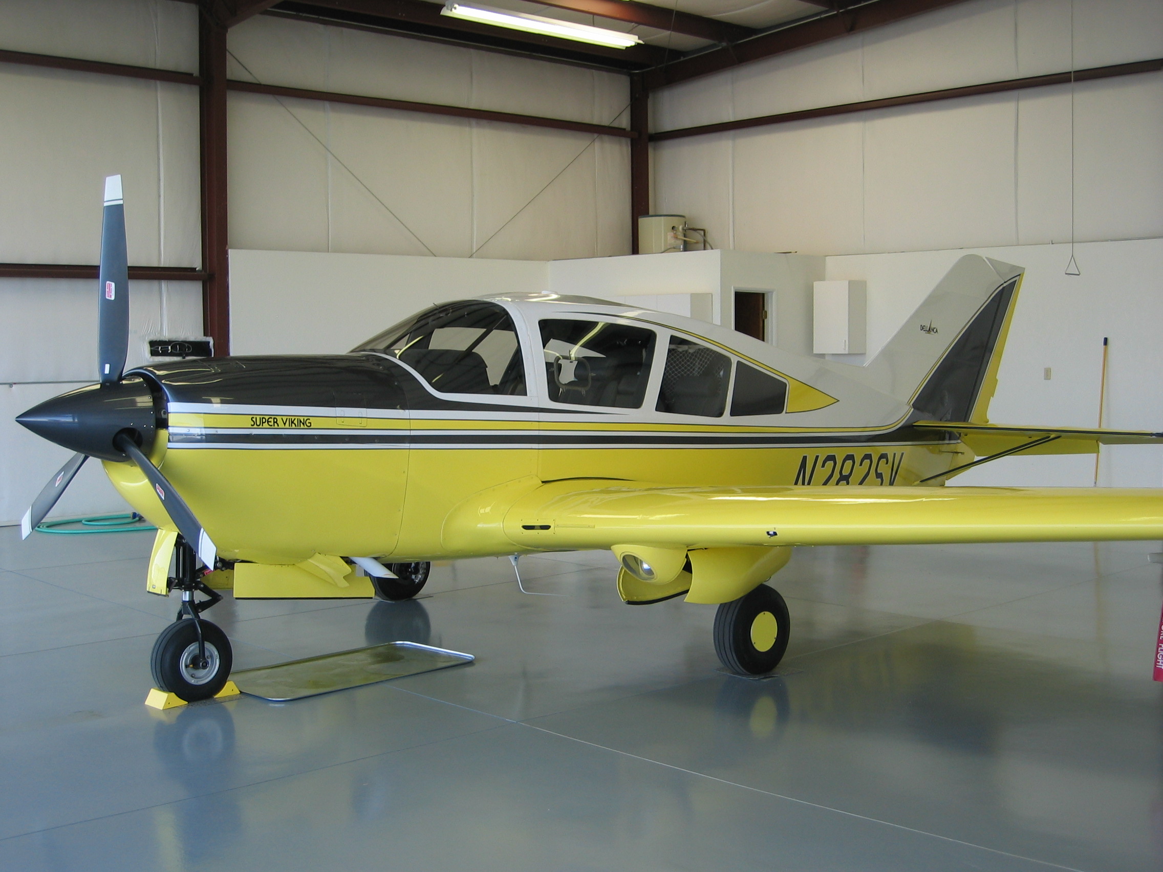 Ryan Field, Tucson box hangar for Sale