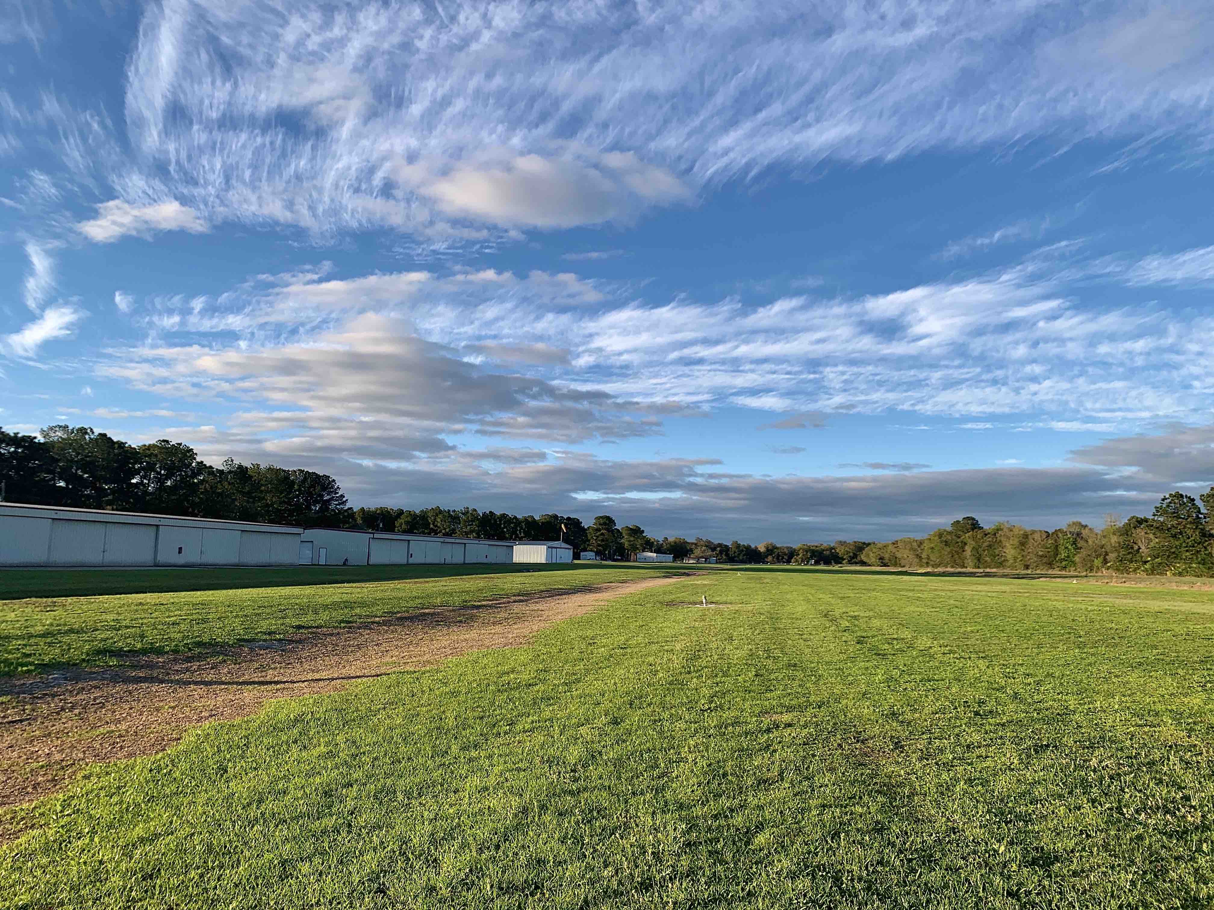 Airplane **T-Hangar** for Rent - Mid-Florida Airport (Mount Dora/Eustis)