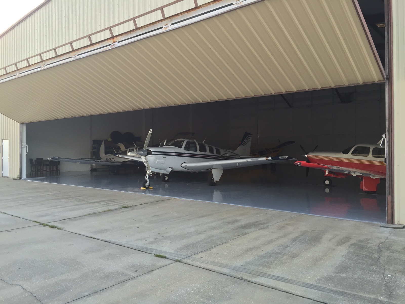HANGAR MASSEY RANCH