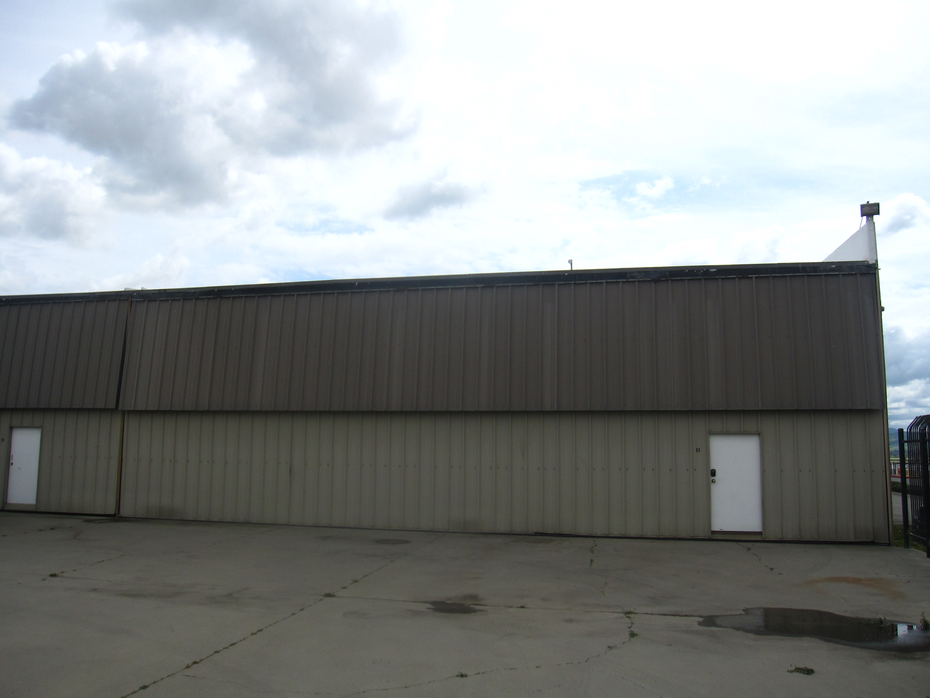 airplane hanger