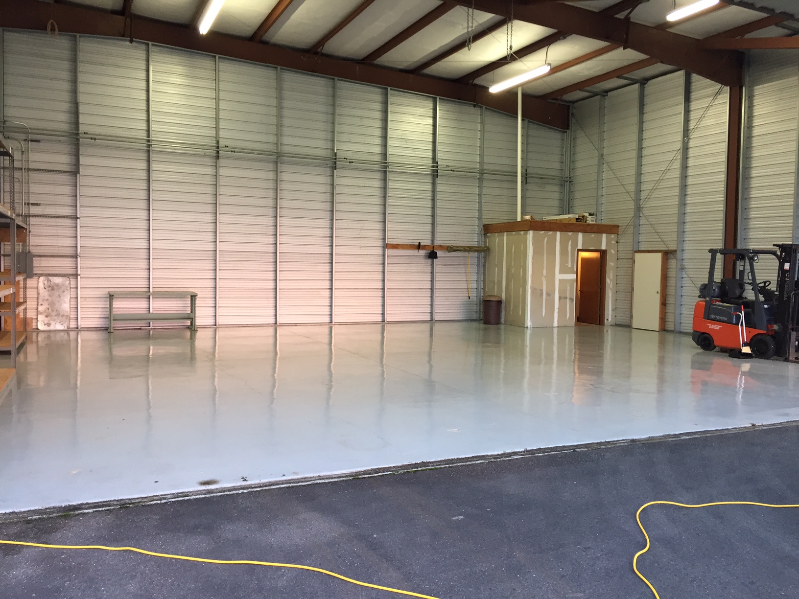 Hangar Wanted